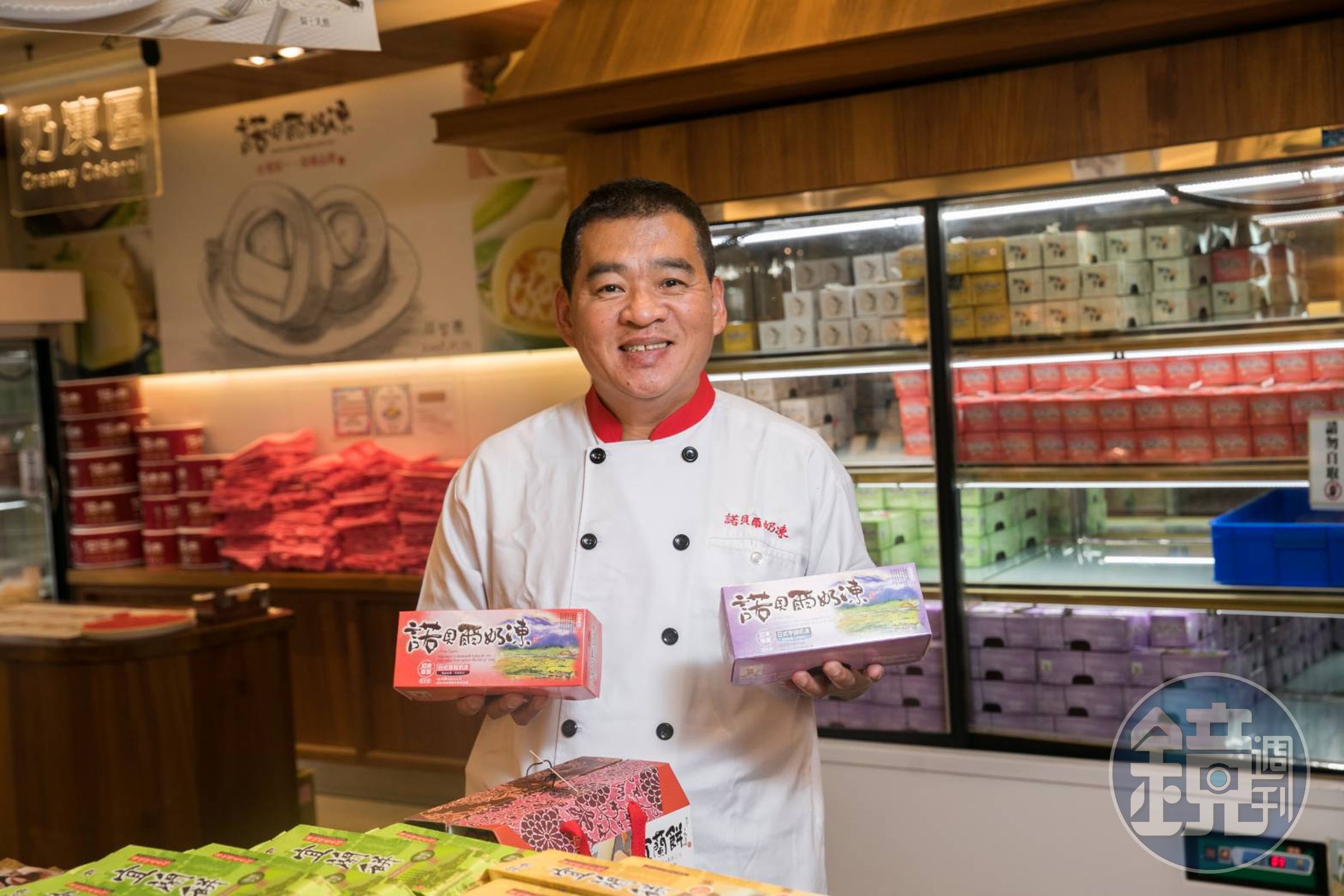 諾貝爾原本只是在地麵包店,老闆張智聰首創研發出奶凍捲後,爆紅為全台知名的伴手禮店。