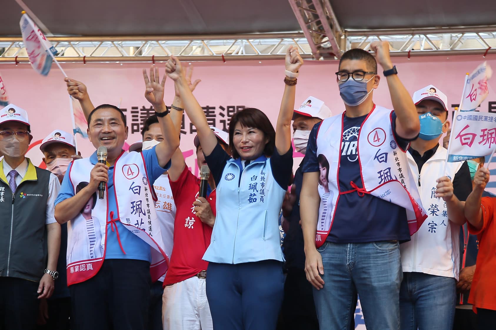 新北市國民黨籍議員白珮茹涉詐助理費，以60萬元交保。（翻攝自白珮茹臉書）