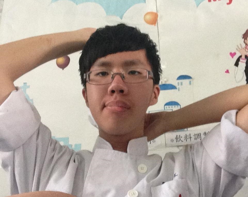 張文高中時期的照片被網友翻出。（翻攝自臉書）