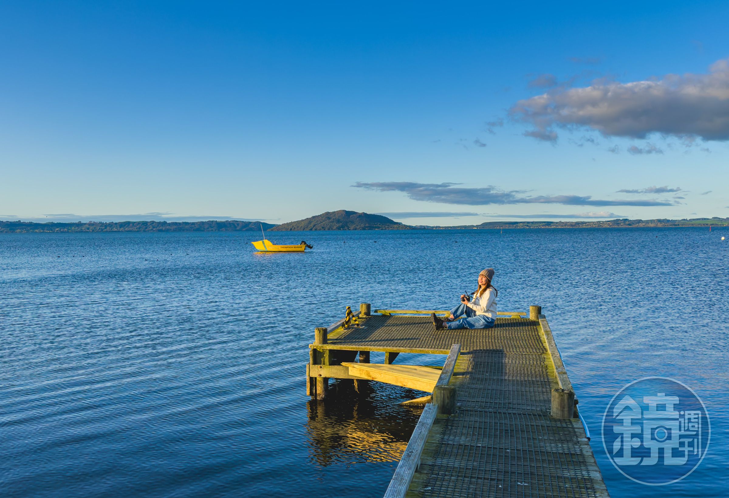 紐西蘭的湖泊美景賞不完，北島第二大湖泊羅吐魯阿湖（Lake Rotorua）於黃昏景致最為迷人。