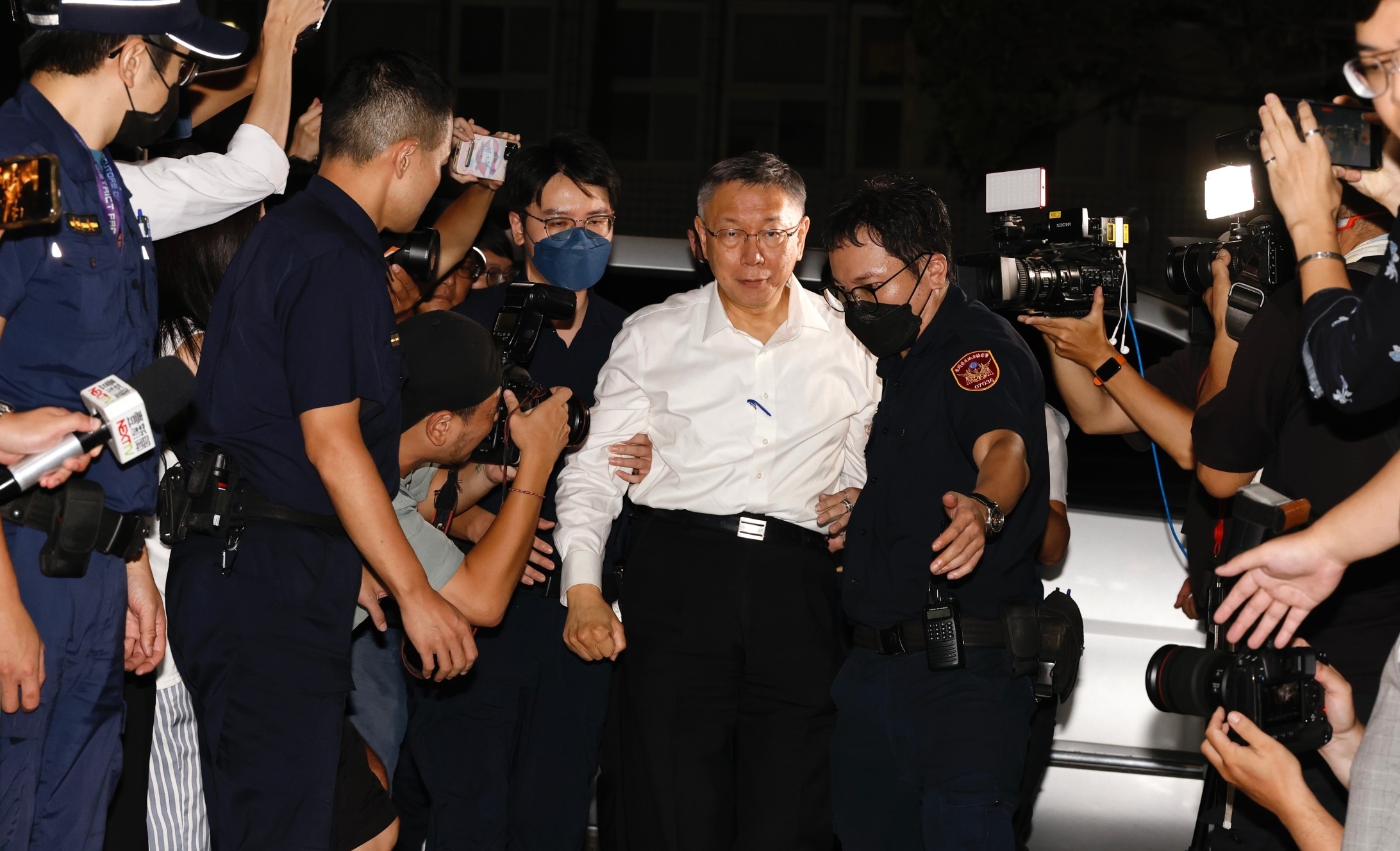 柯文哲涉入京華城容積案，目前持續在北檢複訊中，接下來有可能會遭到聲押。