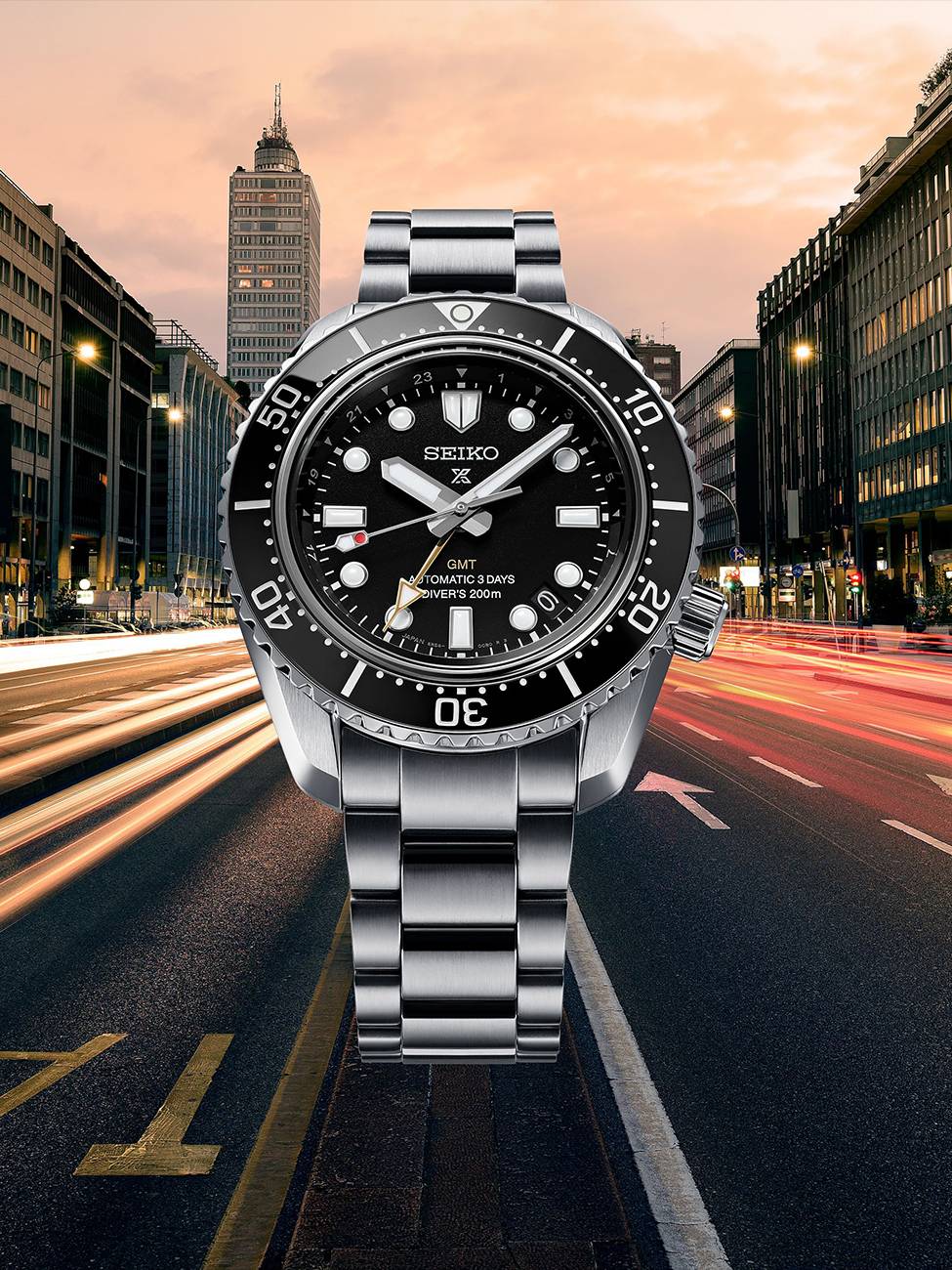 SEIKO Prospex 1968 Diver's GMT SPB383 黑色面盤版本。定價約NT$51,000。