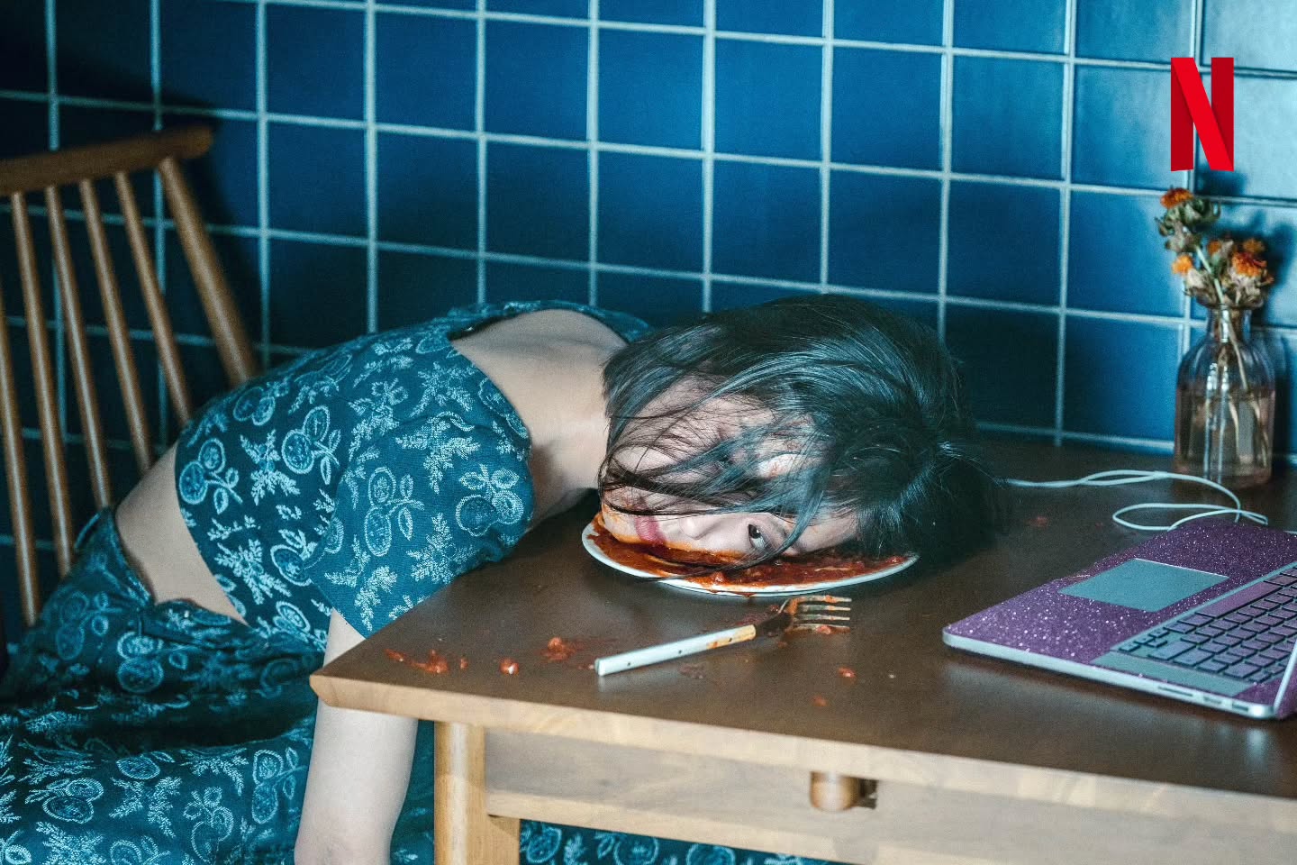 高旻示在《無聲蛙鳴》飾演神祕女子,讓大家看得目不轉睛。(翻攝高旻示INS)