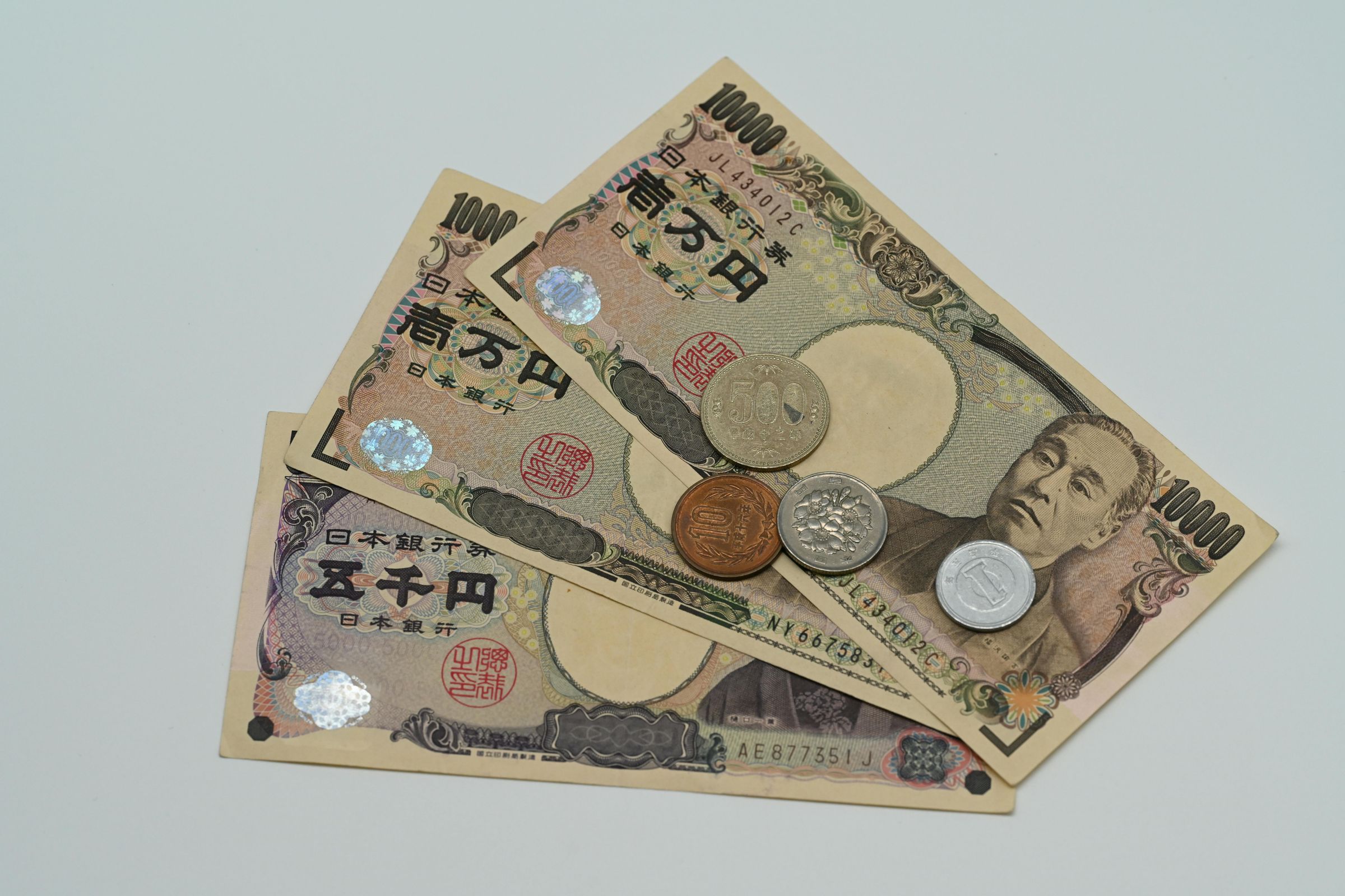 通訊、半導體產業在弱日圓環境下，成為支撐股市的重要力量。（pexels提供）
