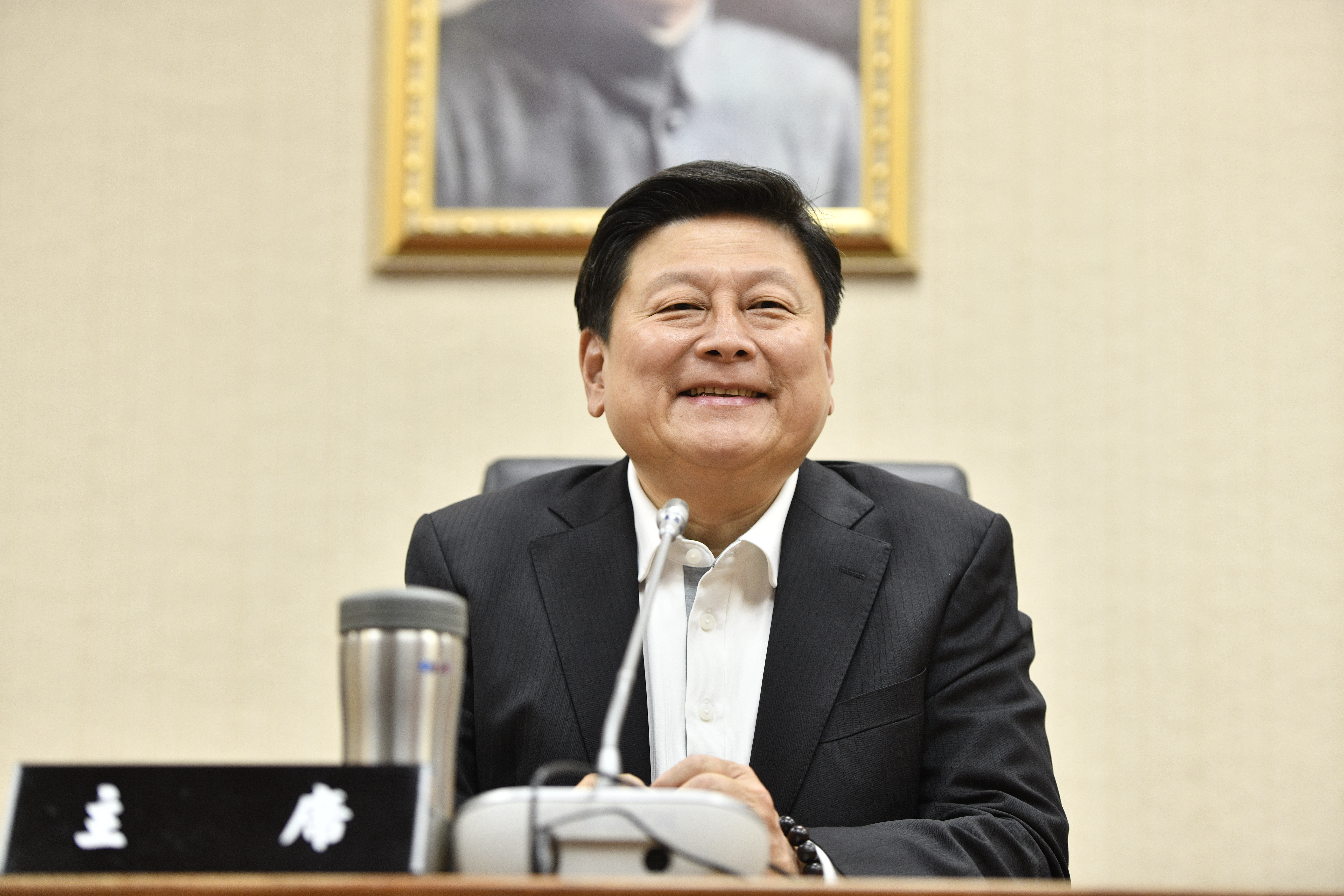 傅崐萁2月率團赴香港，然而卻發生團員中有一人入境時被抓。（本刊資料照）