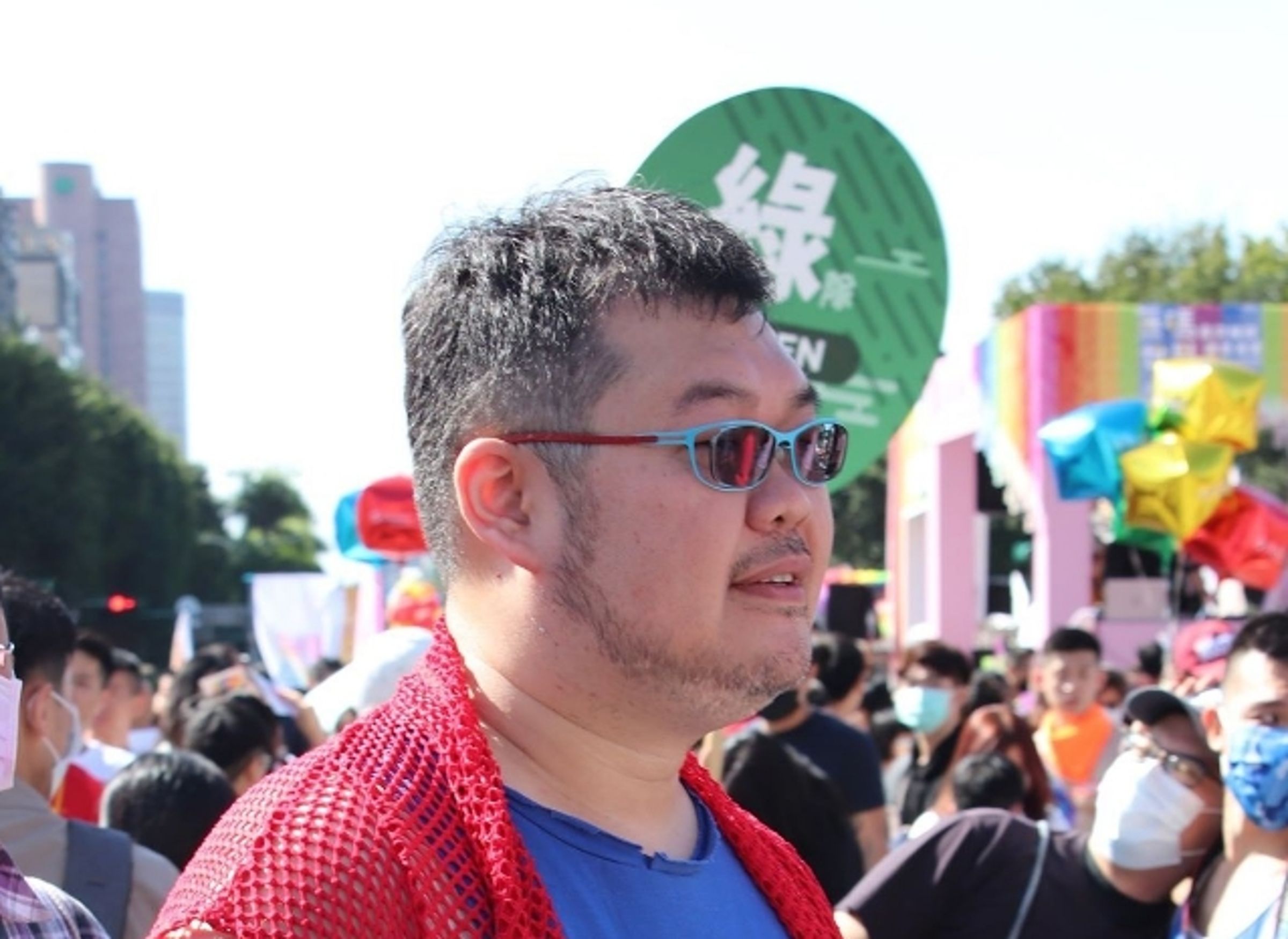 網紅四叉貓烏龍爆料54歲張姓凶嫌開設民宿為詐騙機房。(翻攝自四叉貓臉書)