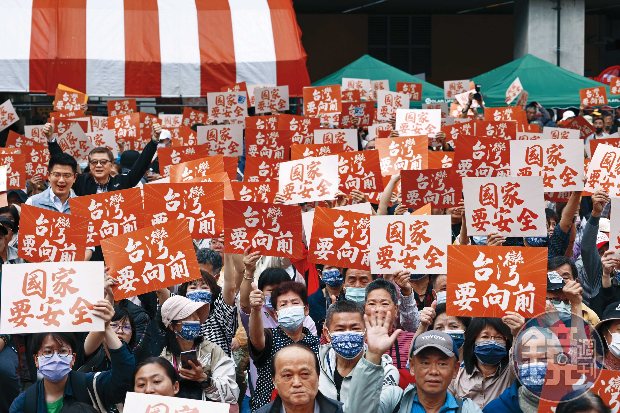 民進黨下鄉宣講,主打「台灣要安全、台灣要向前」控訴在野黨亂政阻礙國家進步。