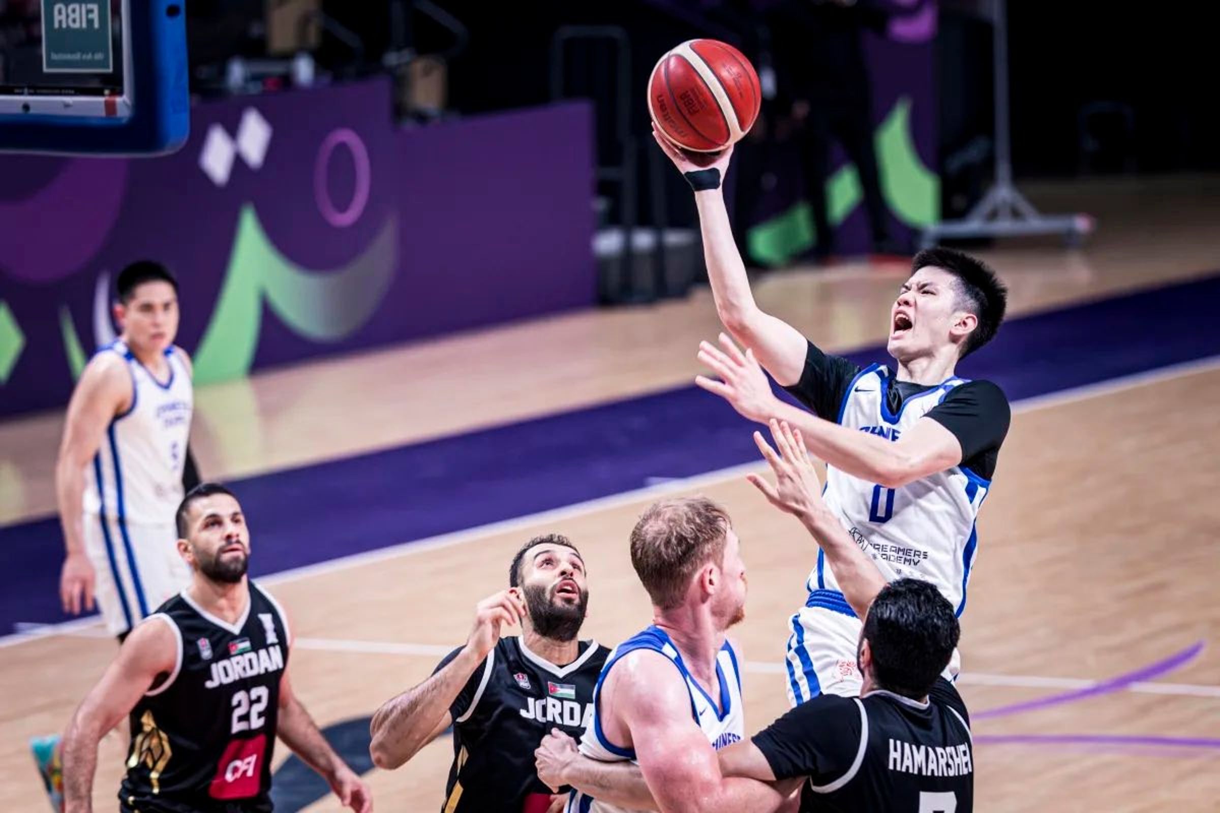 FIBA Asia Cup官方IG帳號發哏圖嘲諷台灣男籃遭伊朗逆轉，下架貼文後稱只是想幽默一下，絕無冒犯之意。（翻攝自Chinese Taipei 中華男籃 臉書）
