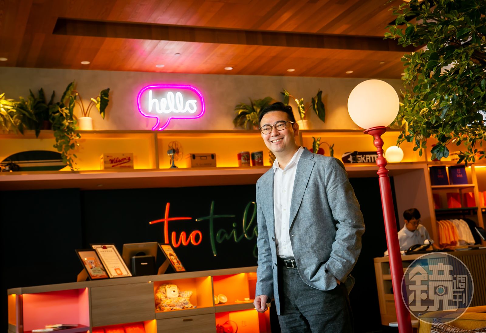 為了吸引優秀的工作夥伴,Two Tails Hotel(樂樂旅)董事長馮傑端出「錄取就免費入住一年飯店」。(圖/鏡週刊)