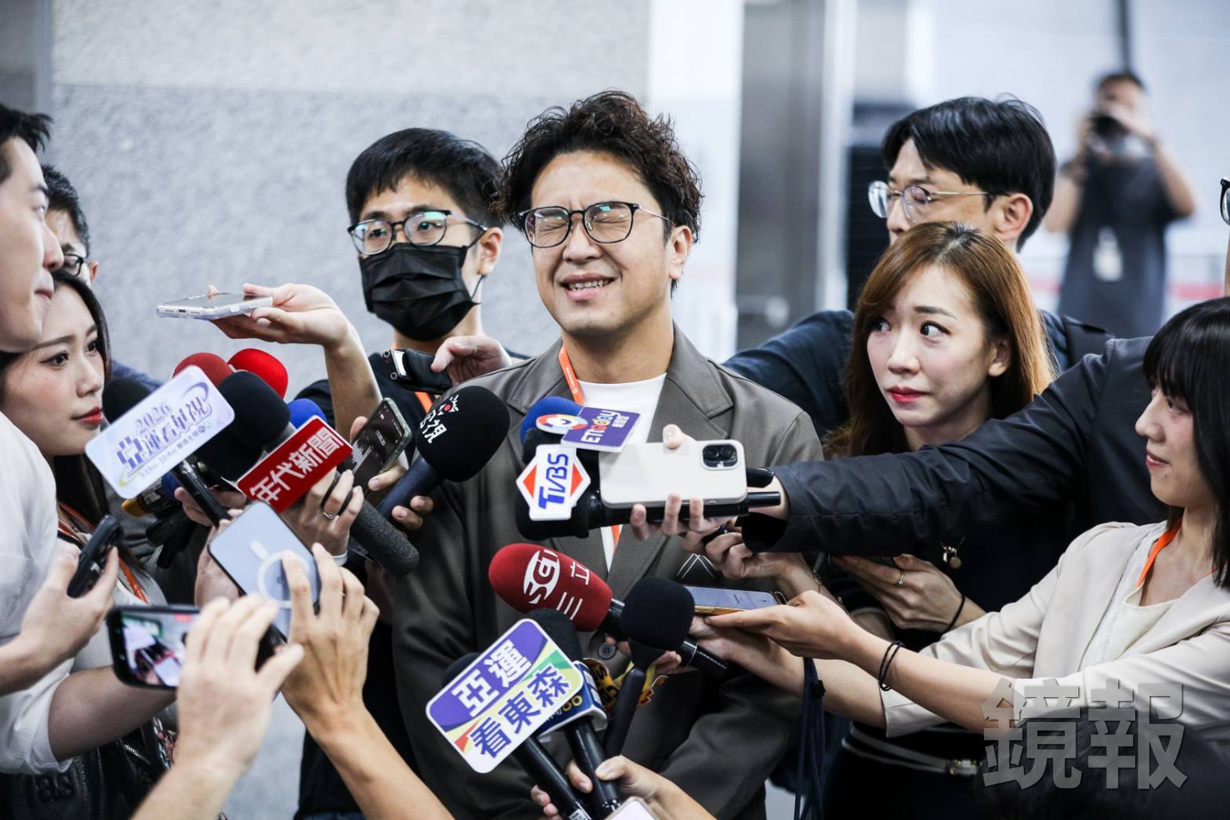 網紅呱吉認為,能把原本低迷的選情打到這種熱度,讓民眾開始質疑對手蔣萬安,無論最後勝選或敗選,沈伯洋其實已經贏了。(鏡報鄒保祥)