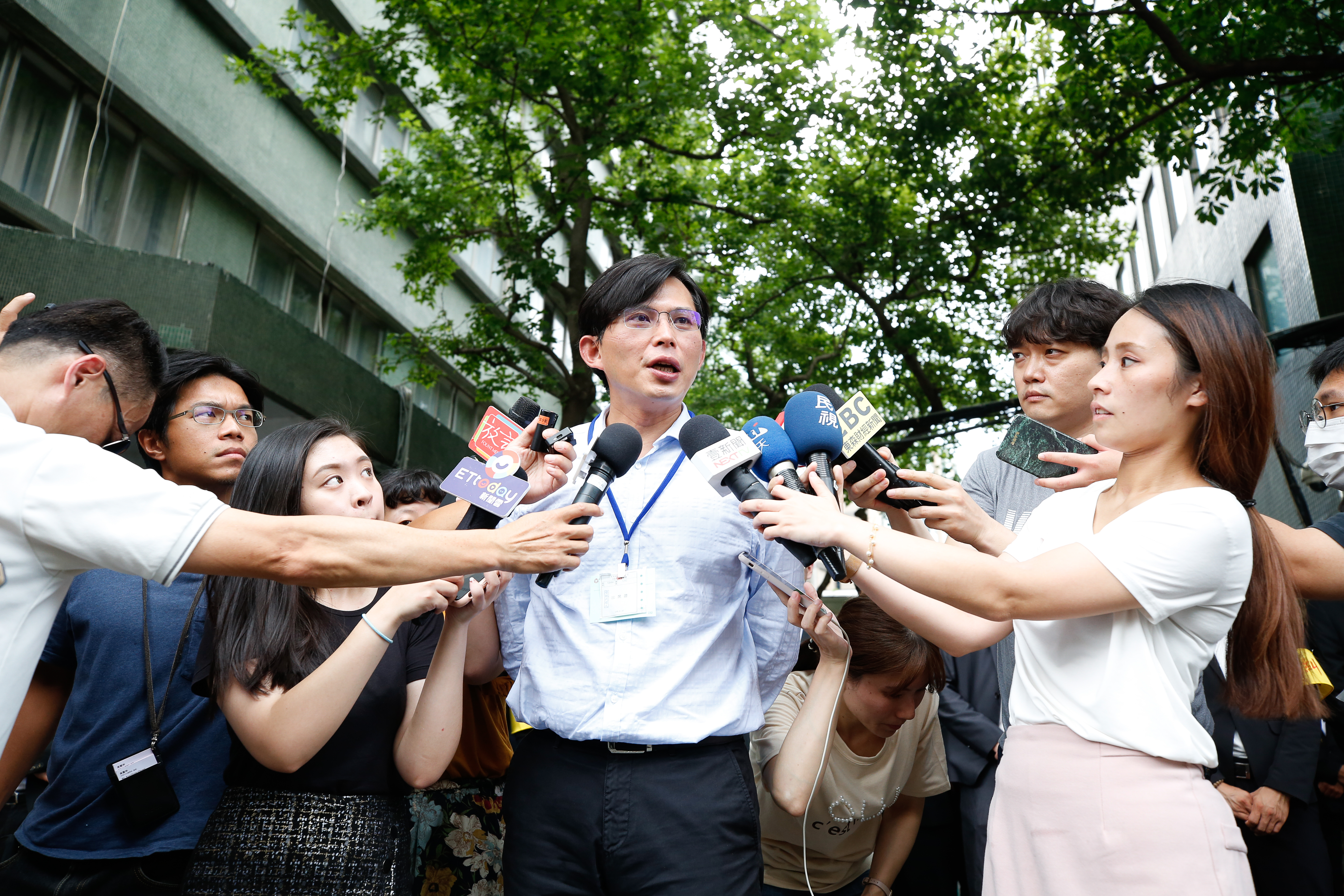 前立委黃國昌近日正式向時代力量提出退黨申請，外傳他可能列入民眾黨的不分區名單。（本刊資料照）