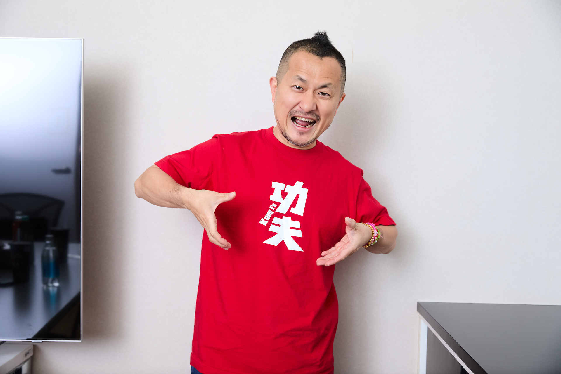 九把刀身兼原著作者、編劇與導演,在電影《功夫》的技術與內容上均展現旺盛企圖心。