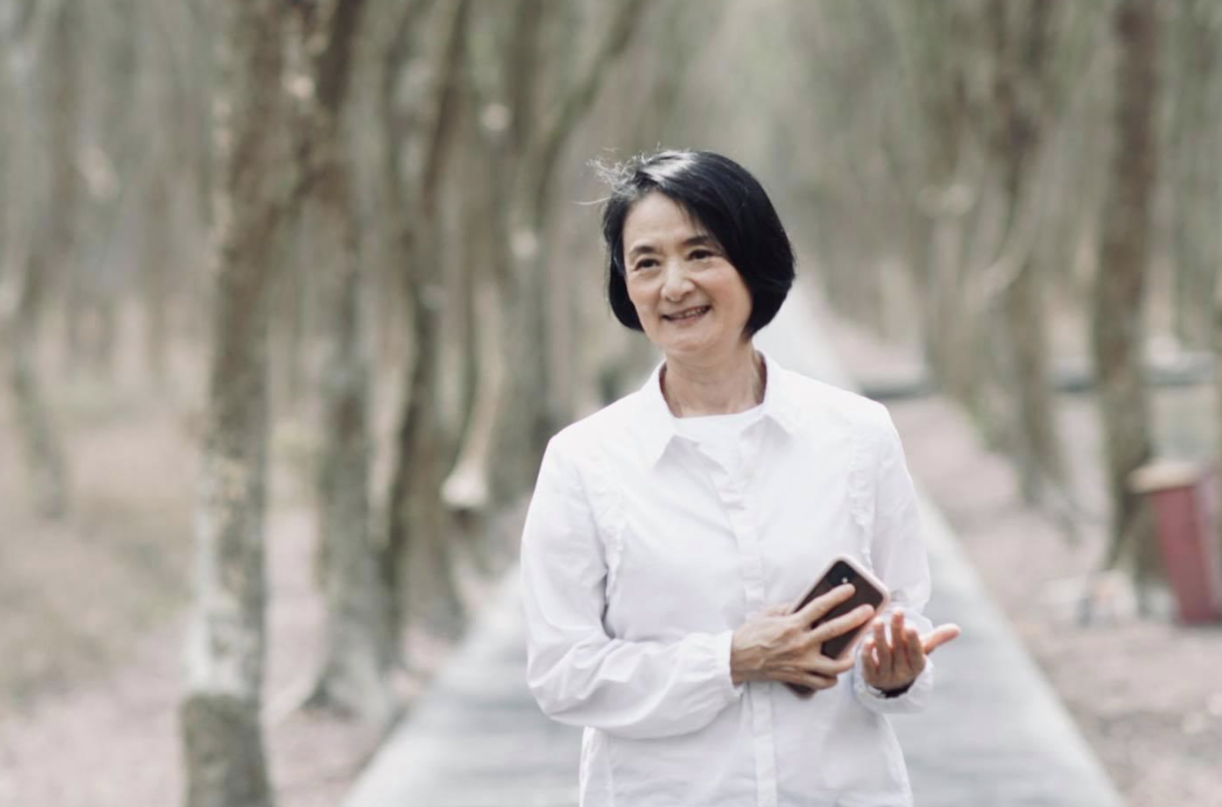 資深藝人譚艾珍開第一槍,反對普發現金1萬元。(翻攝自譚艾珍臉書)