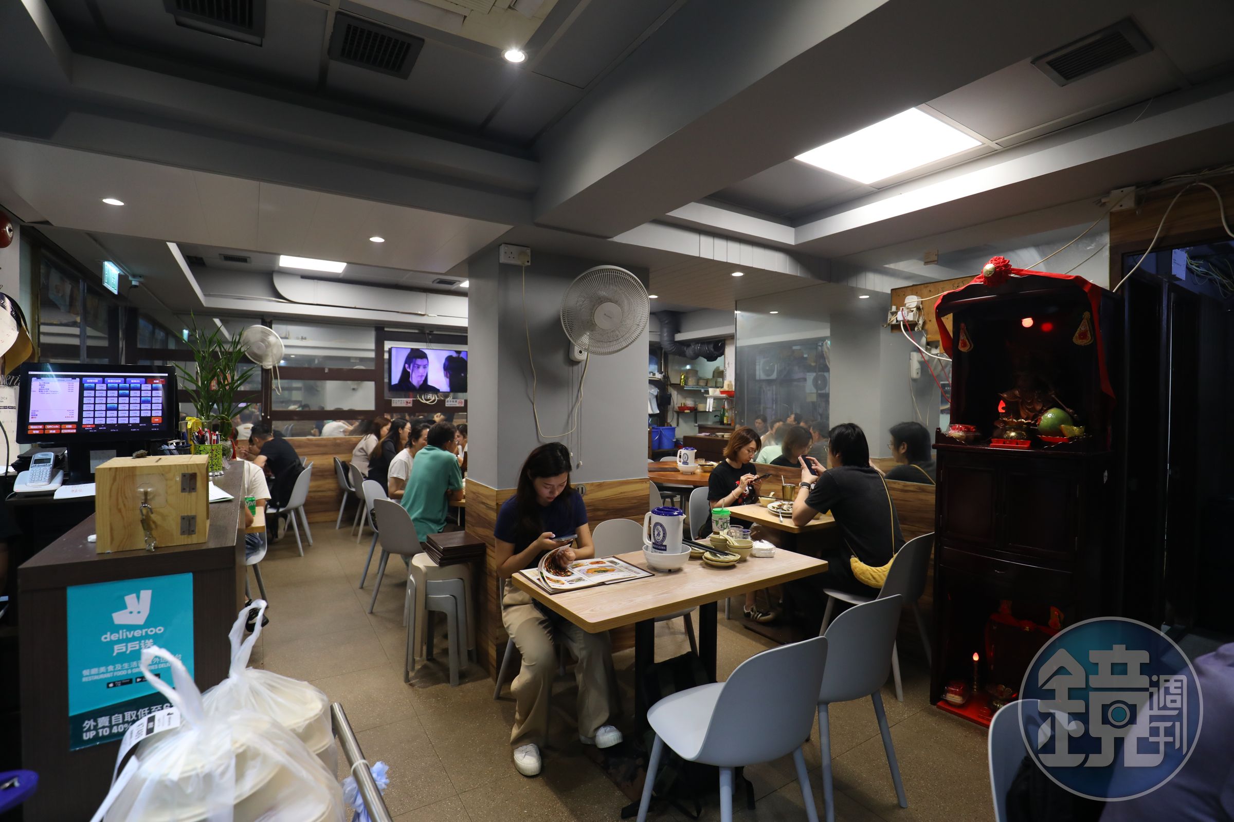 祥囍煲仔小廚於2015年開業，店裡經常客滿，想吃建議事前電話預約。