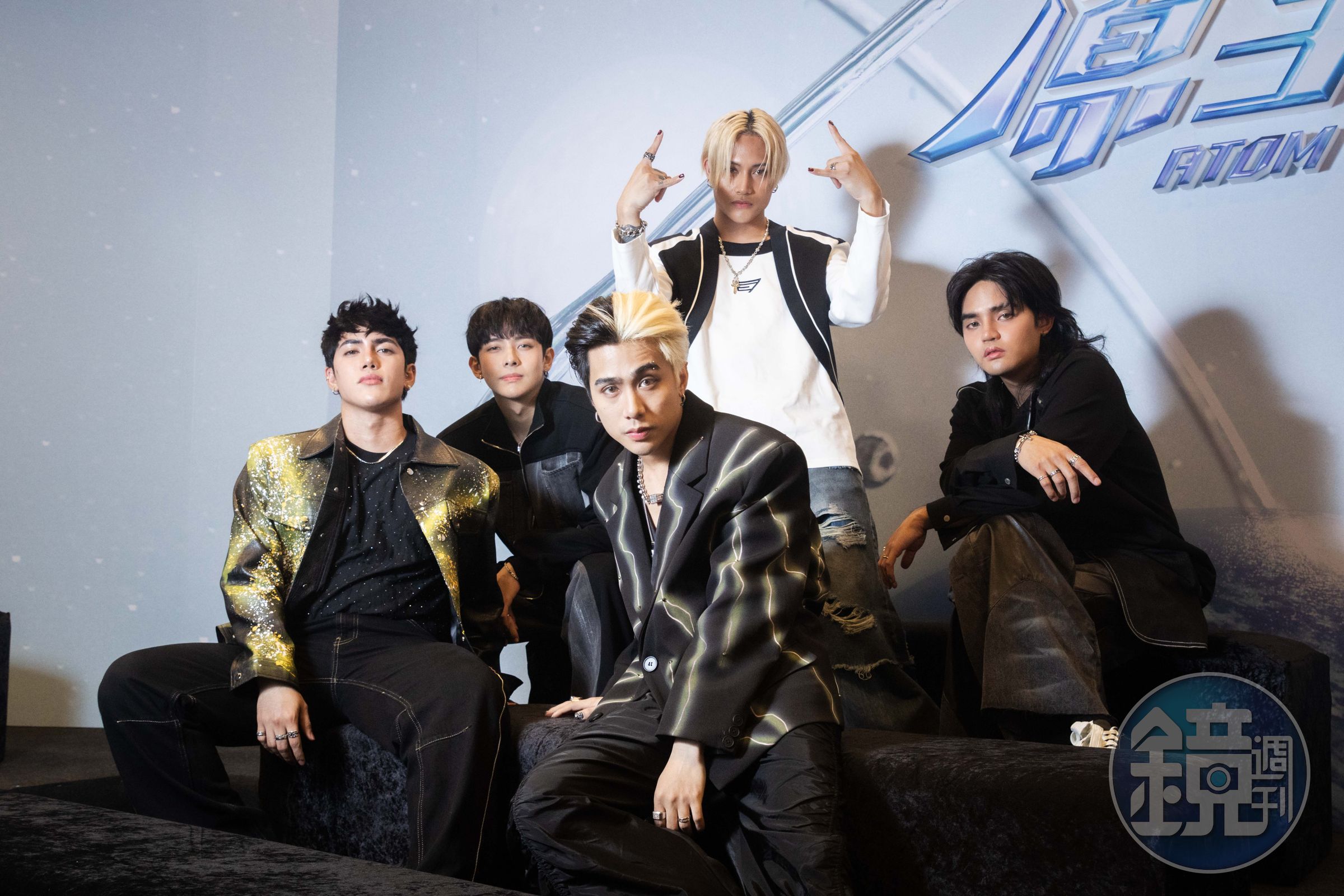 菲律賓「P-POP之王」稱號的天團SB19，來台和原子少年們交流。