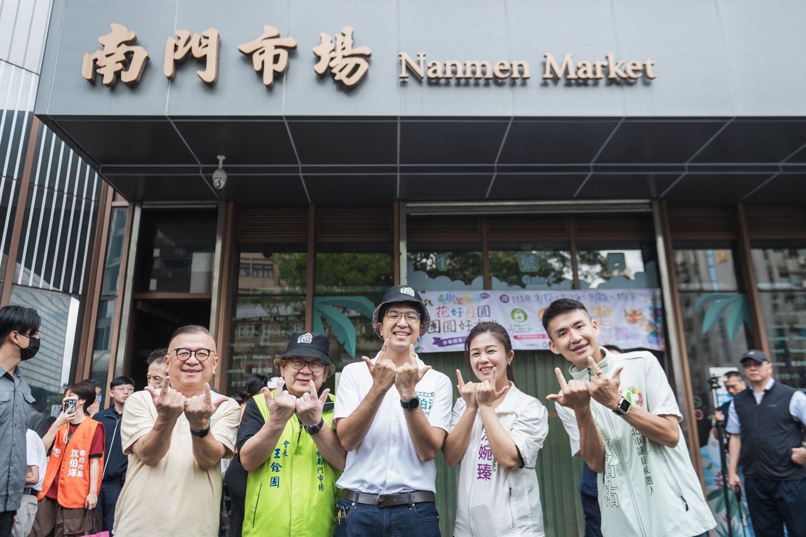 李四川讚蔣萬安「一字不漏」 沈伯洋:很厲害能力!我背稿就很差
