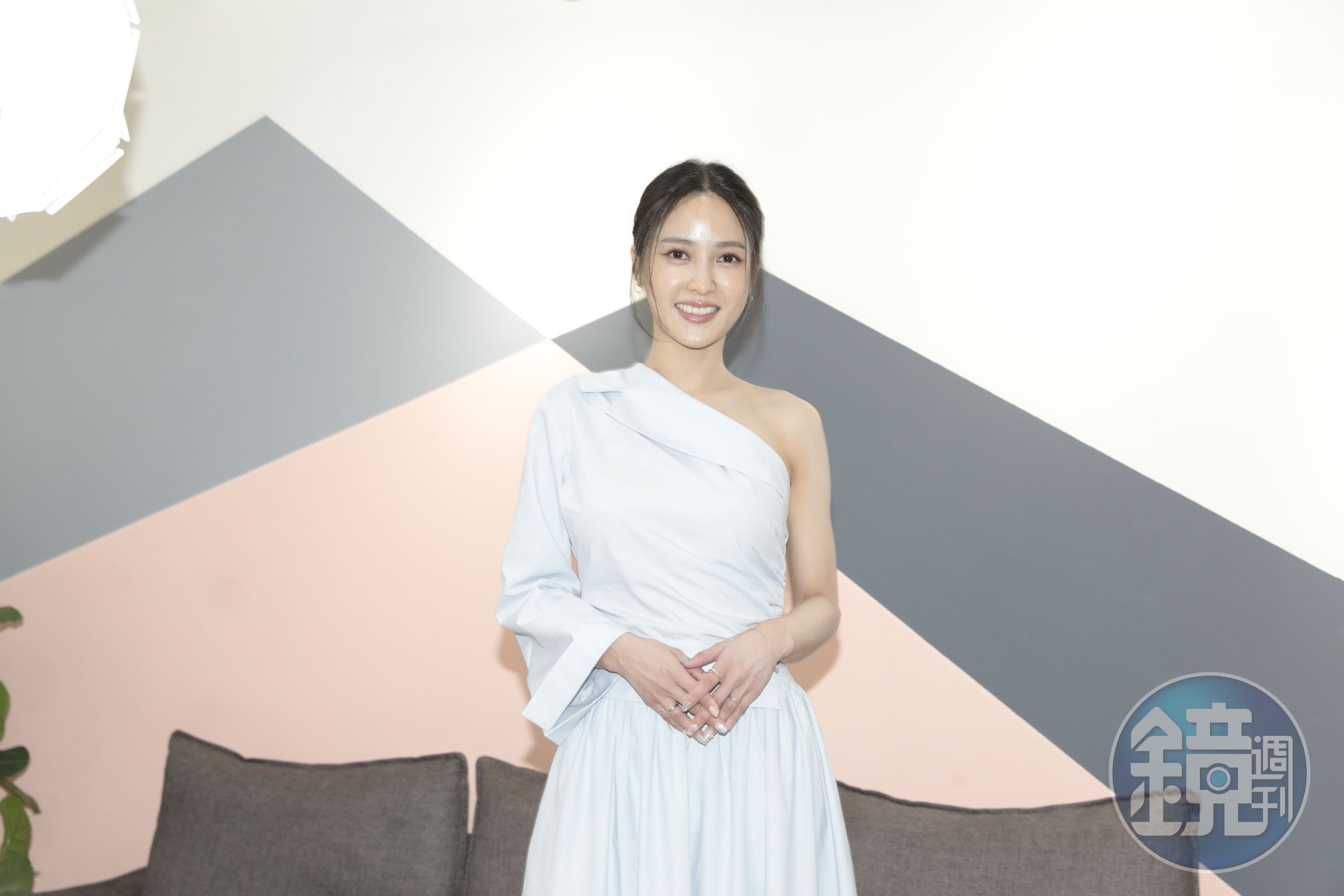 大元今現身宣布簽約新東家。