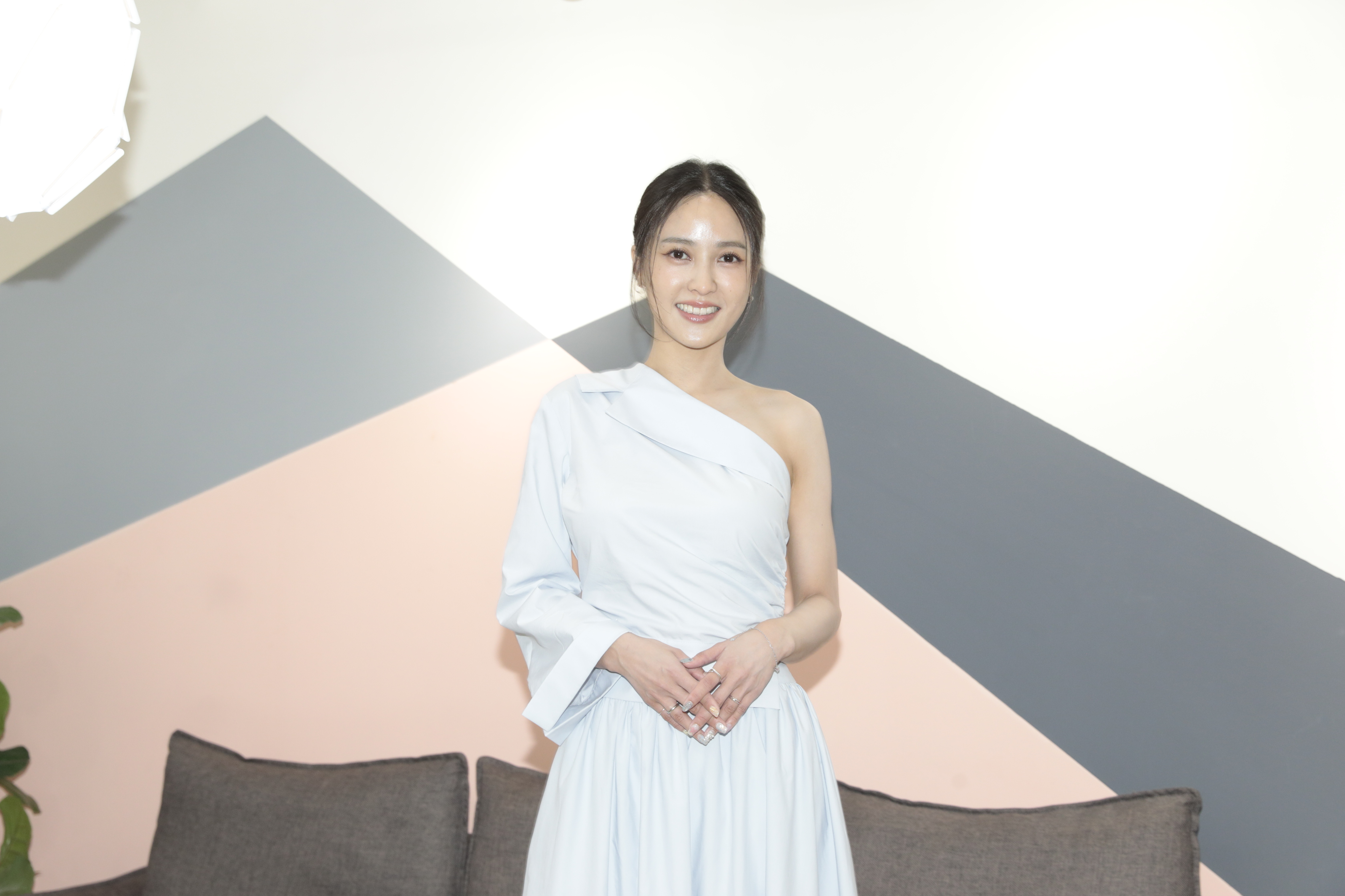 大元今現身宣布簽約新東家。