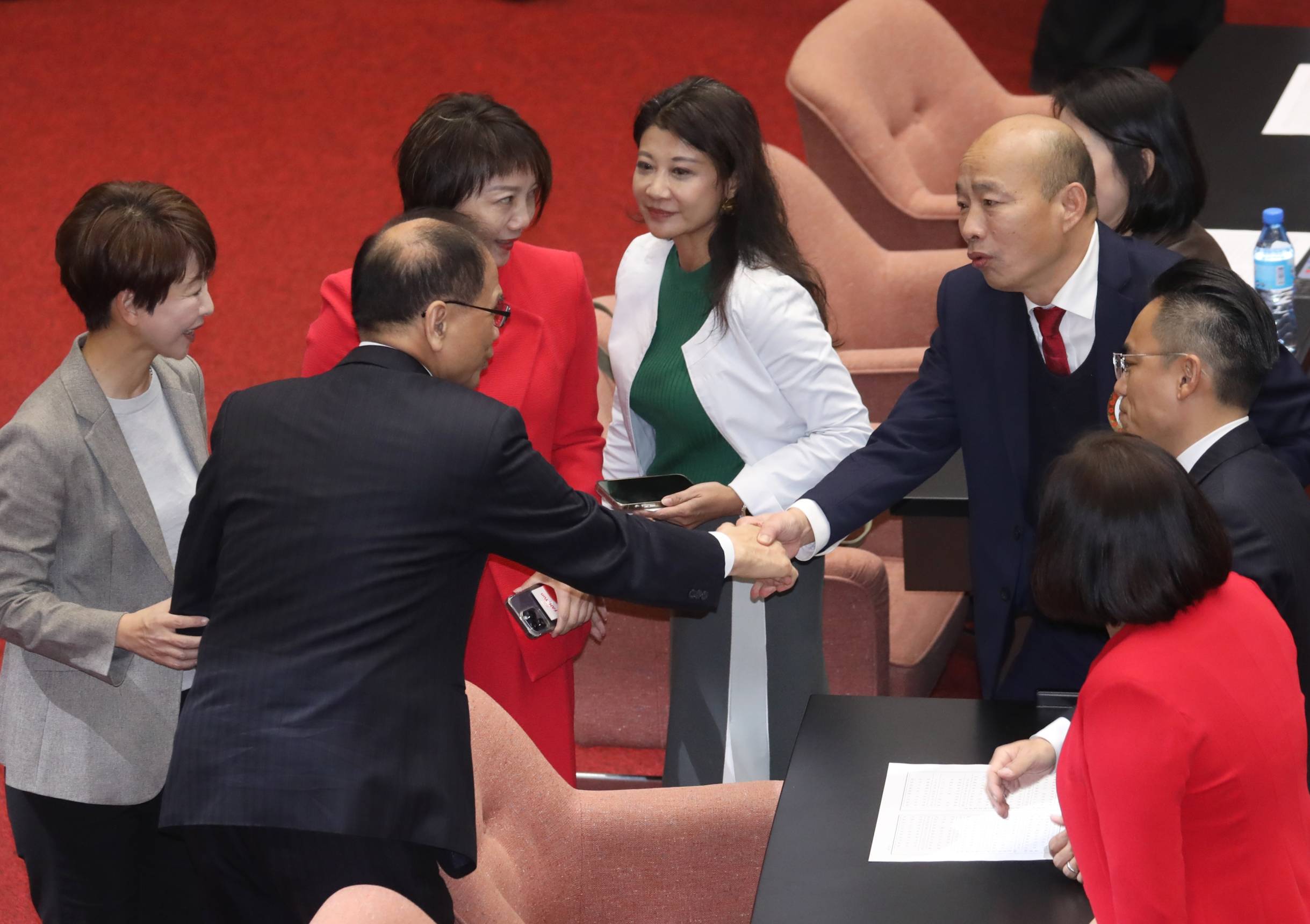 韓國瑜當選立法院長，將接任游錫堃的職位，未來還有其他工作將由他兼任。