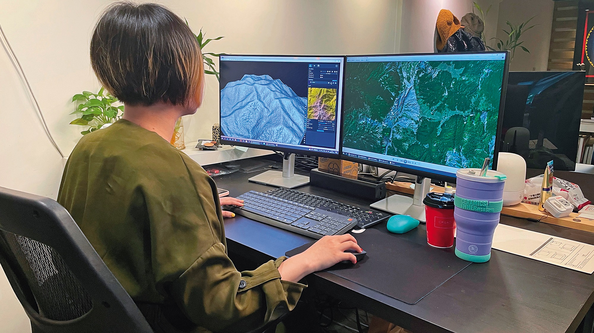 楊守義向國外衛星製圖單位購買台灣地理資訊圖，交由台灣動畫團隊手繪轉譯成3D擬真畫面。（活水文化提供）