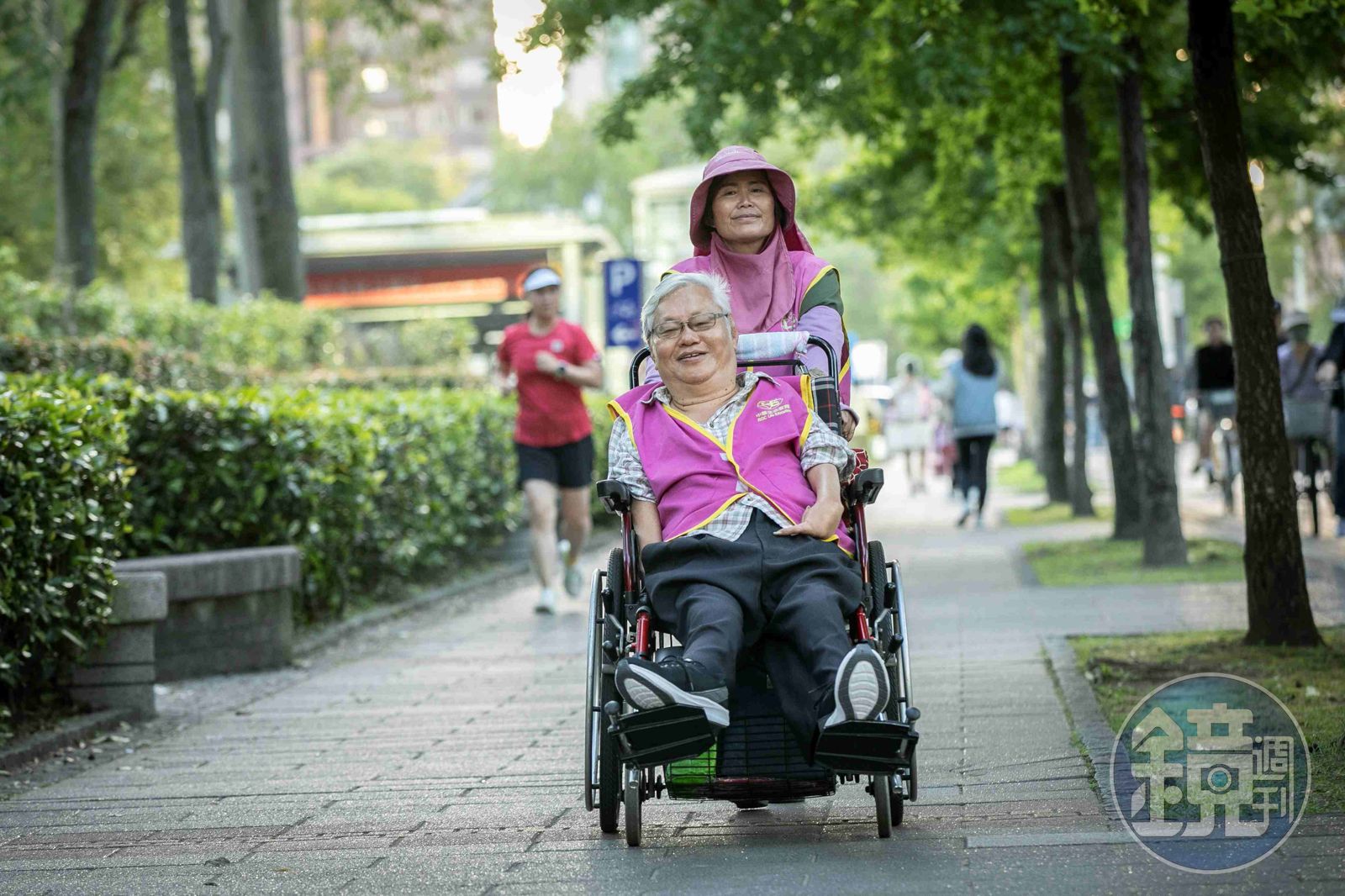 四肢不全仍要助人1番外篇/女人緣佳 第2任廣西老婆愛上他的聲音 貼錢養家也要嫁