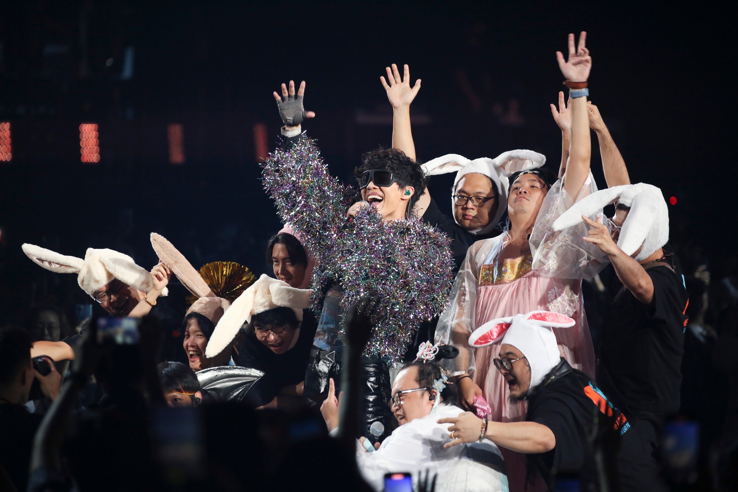 盧廣仲7度攻蛋，於中秋連假在小巨蛋舉辦「勵志的團圓」旗艦安可場。