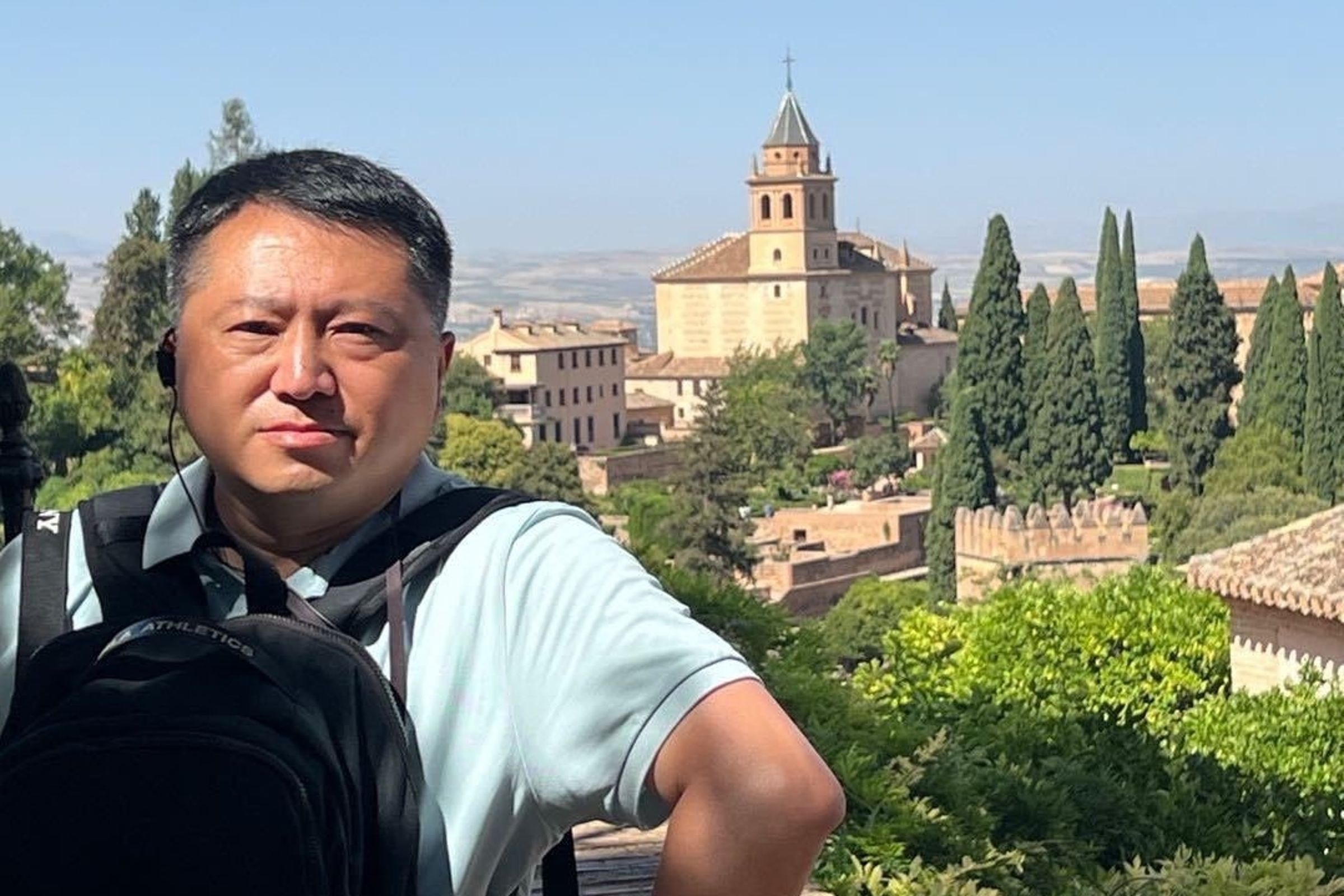 中國知名獨立調查記者劉虎(圖)與其合作夥伴巫英蛟傳出遭警方拘留消息。(翻攝自@cskun1989 X)