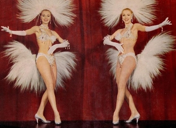 曾以「國家美腿」名號轟動歐洲舞台的傳奇雙胞胎舞者，艾麗絲與艾倫選擇安樂死。（翻攝畫面）