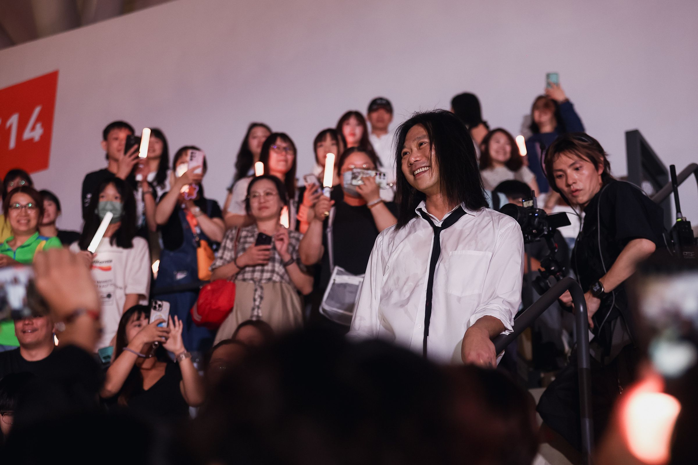 五月天演唱會氣氛熱鬧逗趣，瑪莎還走入粉絲群中。（相信音樂提供）
