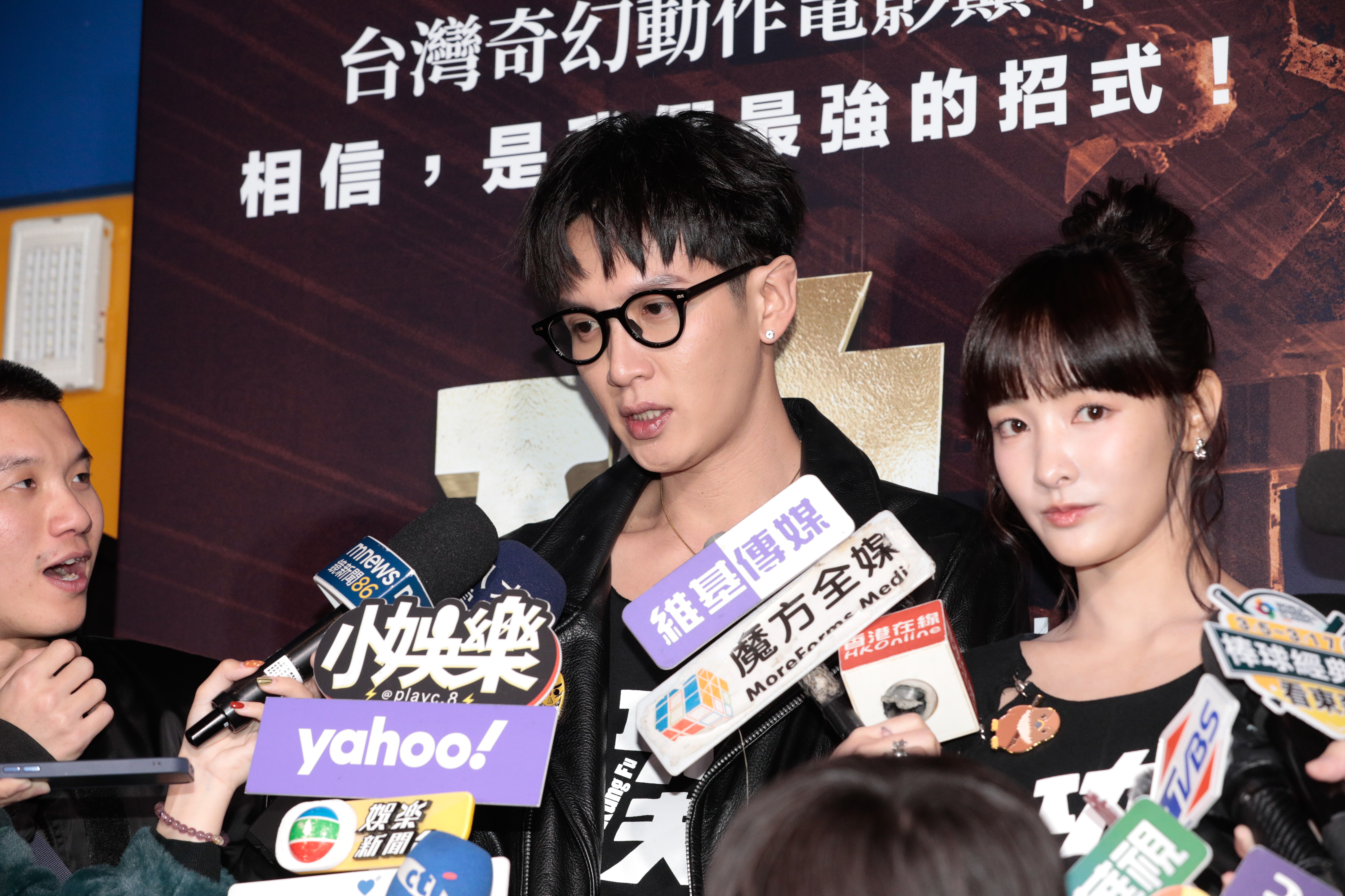 柯震東是九把刀書中「中二男孩」最佳代言人,他也自豪能在高中生賽道一騎絕塵。