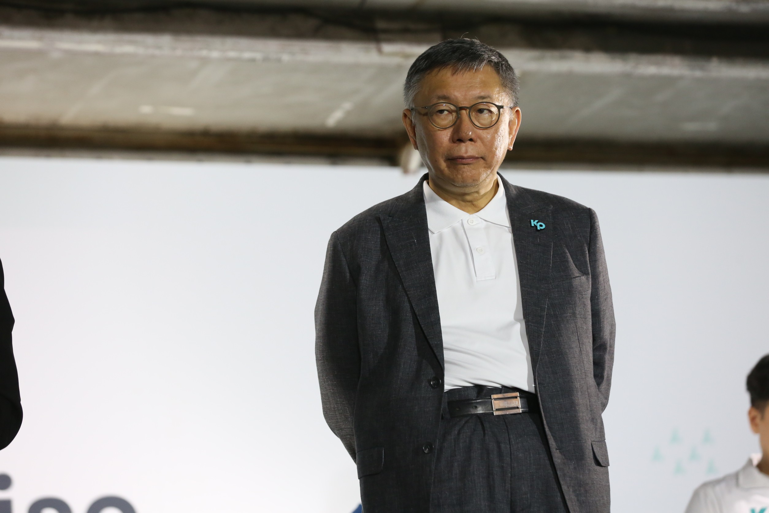 柯文哲日前在廟口開講表態反對恢復特偵組，今再強調他認為有特偵組代表台灣不是法治國家。