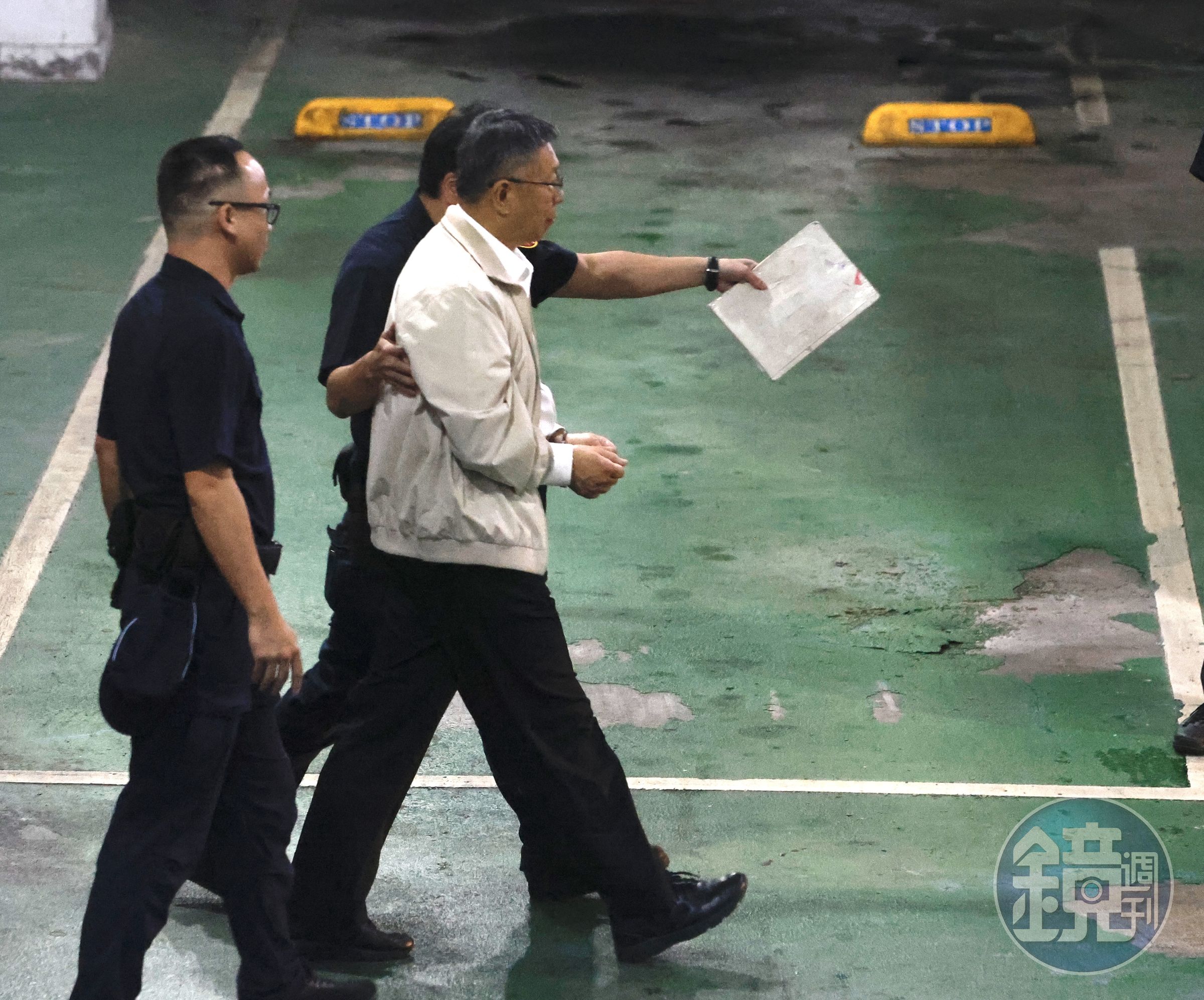 柯文哲遭羈押禁見，今日與律師發布聯合聲明，證實不提抗告。