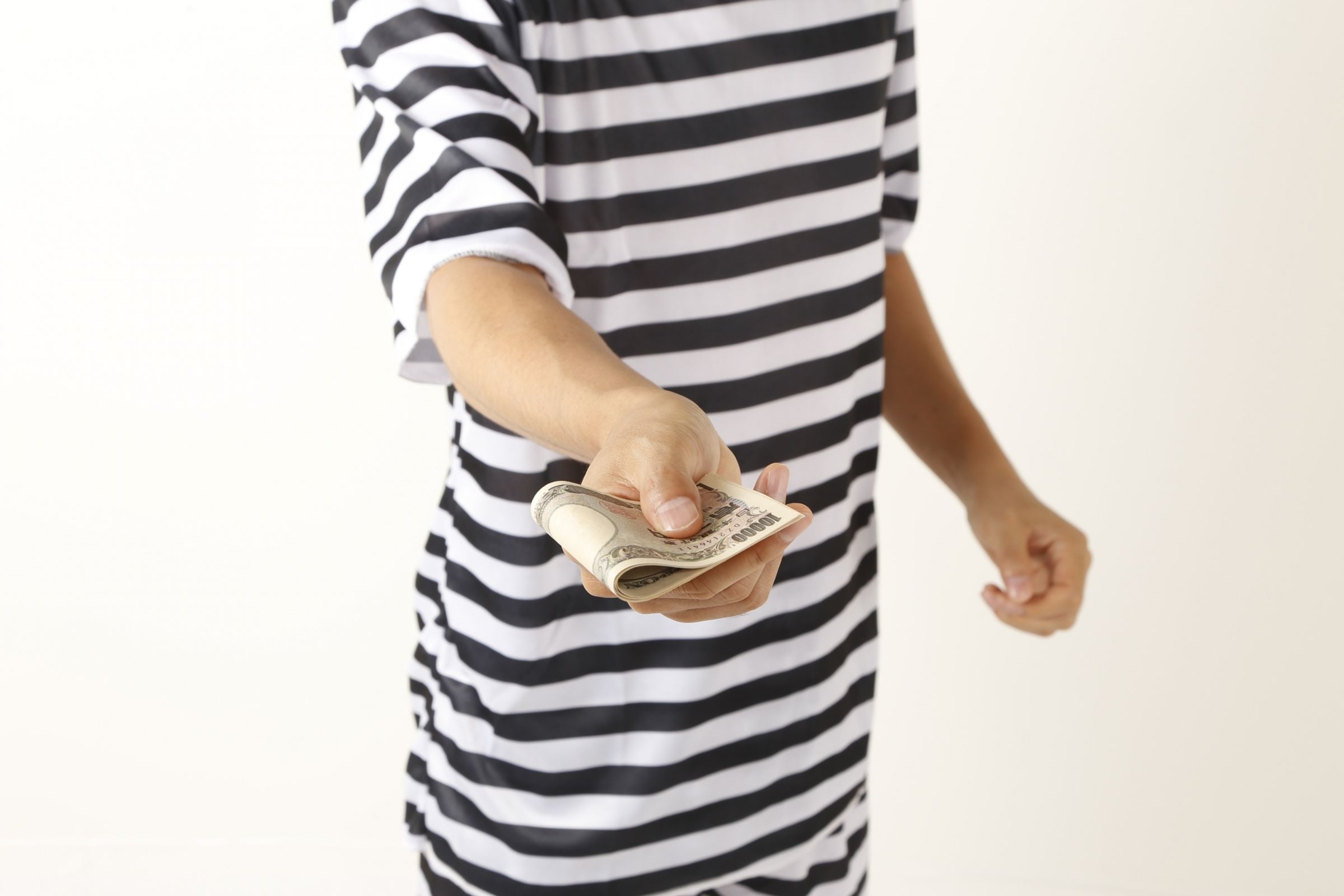 已婚女遭渣男小王恐嚇勒索，彰化地院判小王10月徒刑，沒入犯罪所得。（示意圖，photoAC提供）