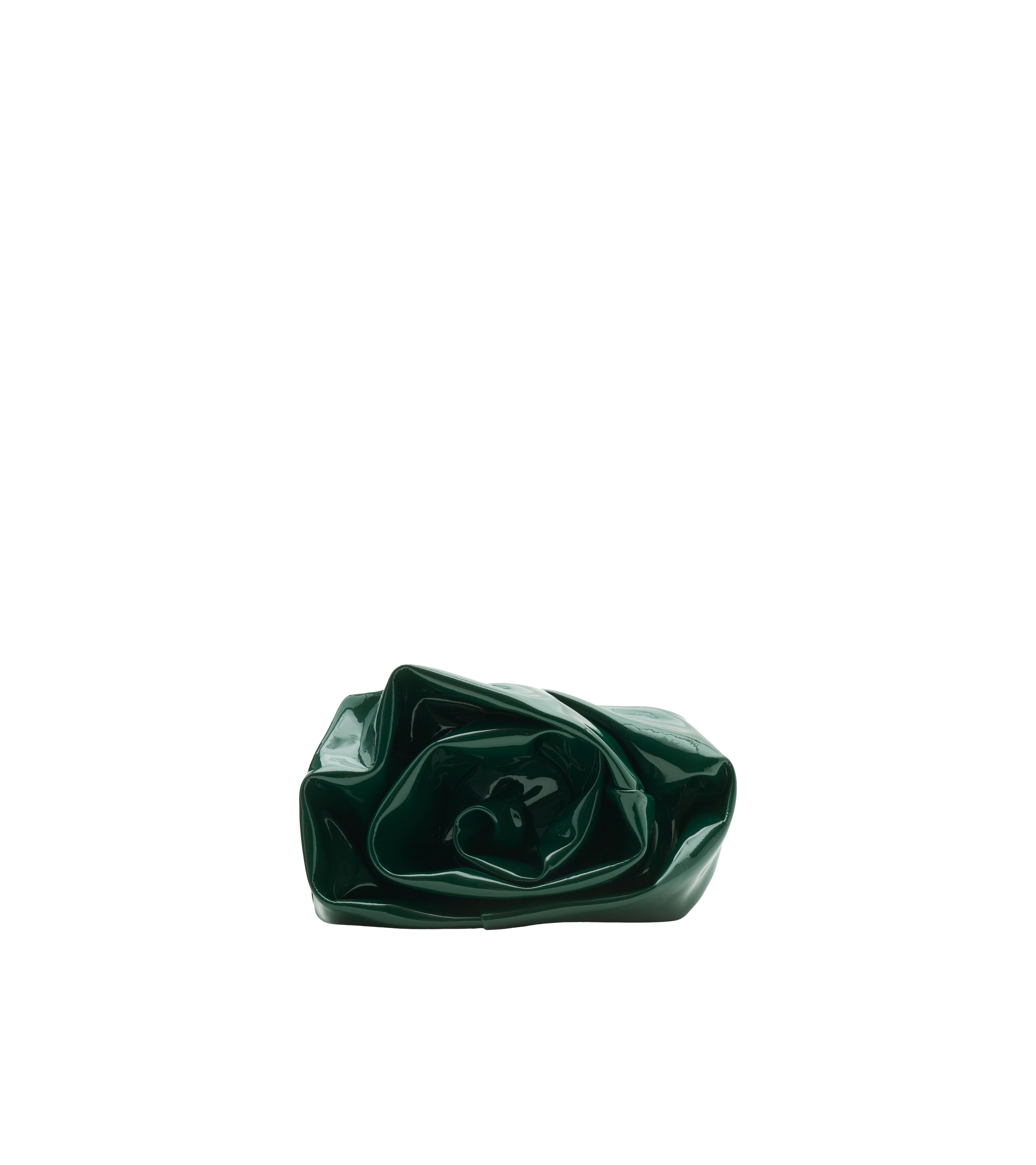 獨家膠囊系列Rose手拿包。NT$85,000(BURBERRY提供)