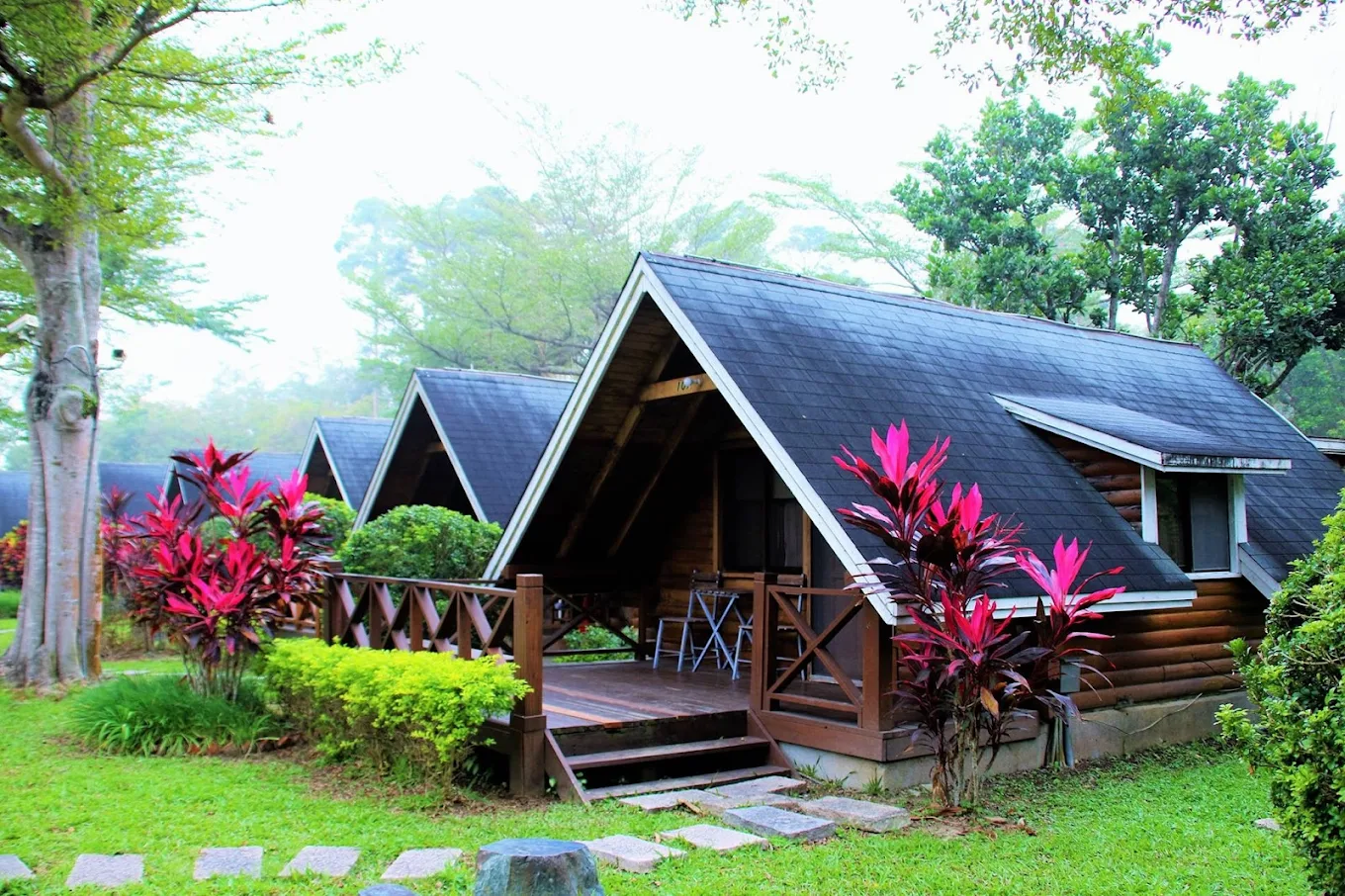 嘉義縣大埔鄉「歐都納山野渡假村」30日宣布將於3月10日停業。(翻攝Google maps)