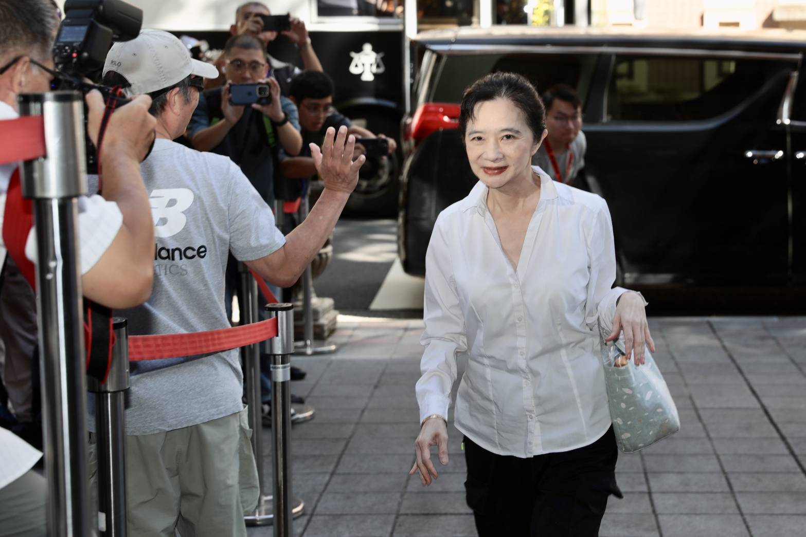 應曉薇上個月交保獲釋，近日在議會質詢都發局，被認為有騷擾、恐嚇證人的行為。（鏡報林煒凱）