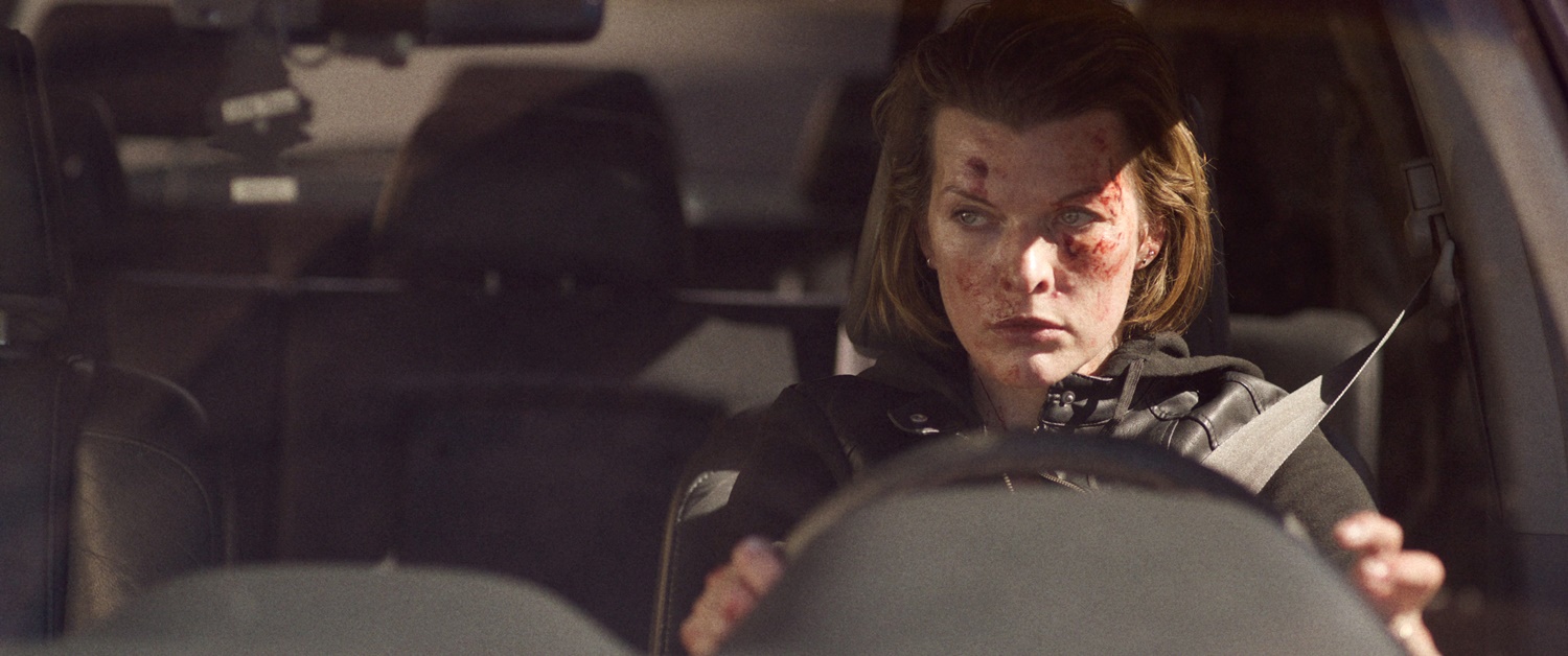 蜜拉喬娃維琪回歸動作片行列，《72小時即刻救援》與人口販運集團作戰。（車庫娛樂提供）