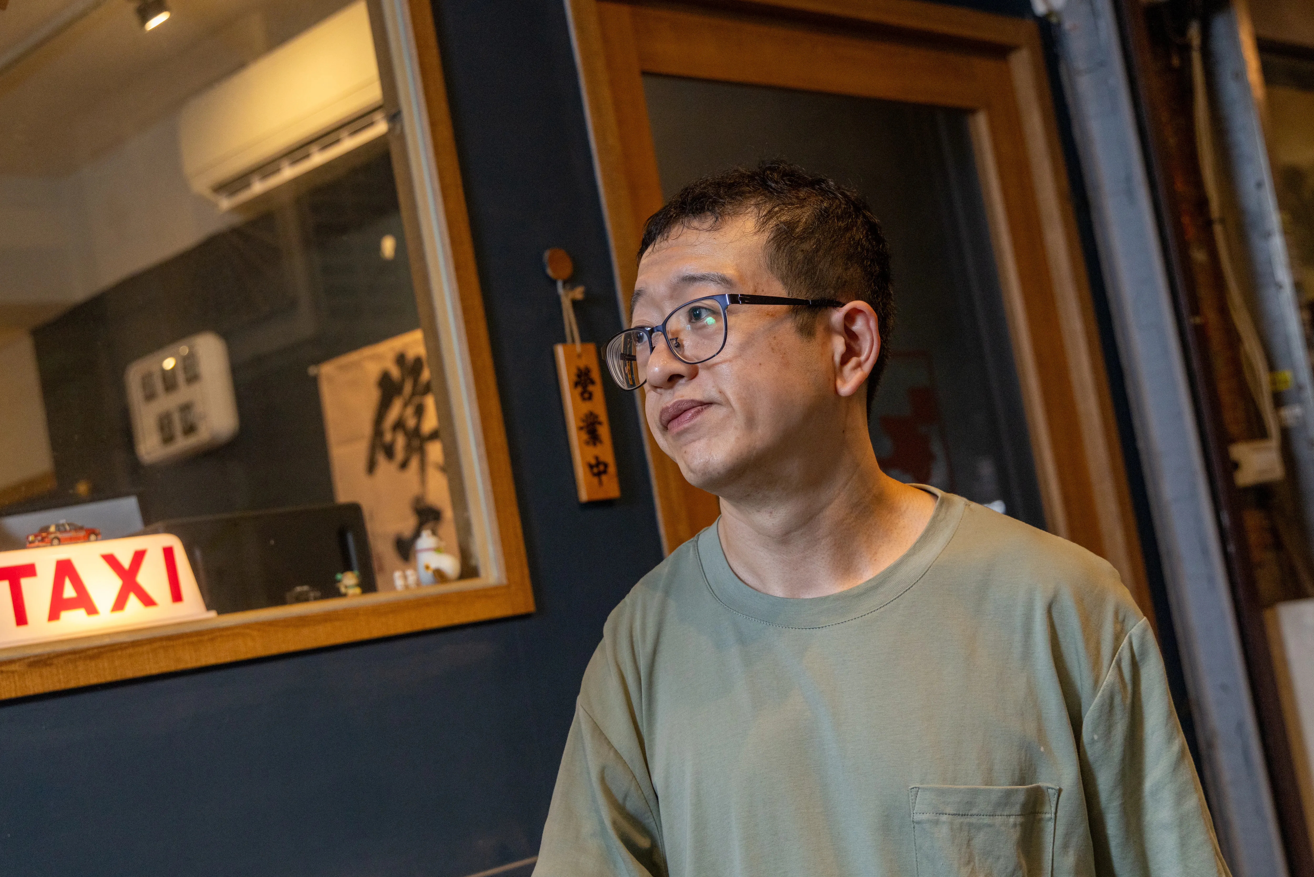 港珠寶商來台賣奶茶3／厭倦工作快節奏　他在殯儀館附近月租一萬開咖啡館　找回生活主導權