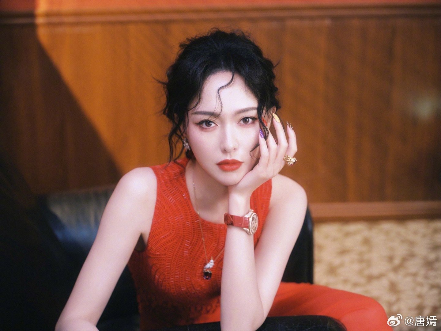 唐嫣當紅時曾與邱澤譜地下情，她十分投入感情，男方卻不想公開，唐嫣助理在2人分手後曾上網痛批邱澤。（唐嫣微博）