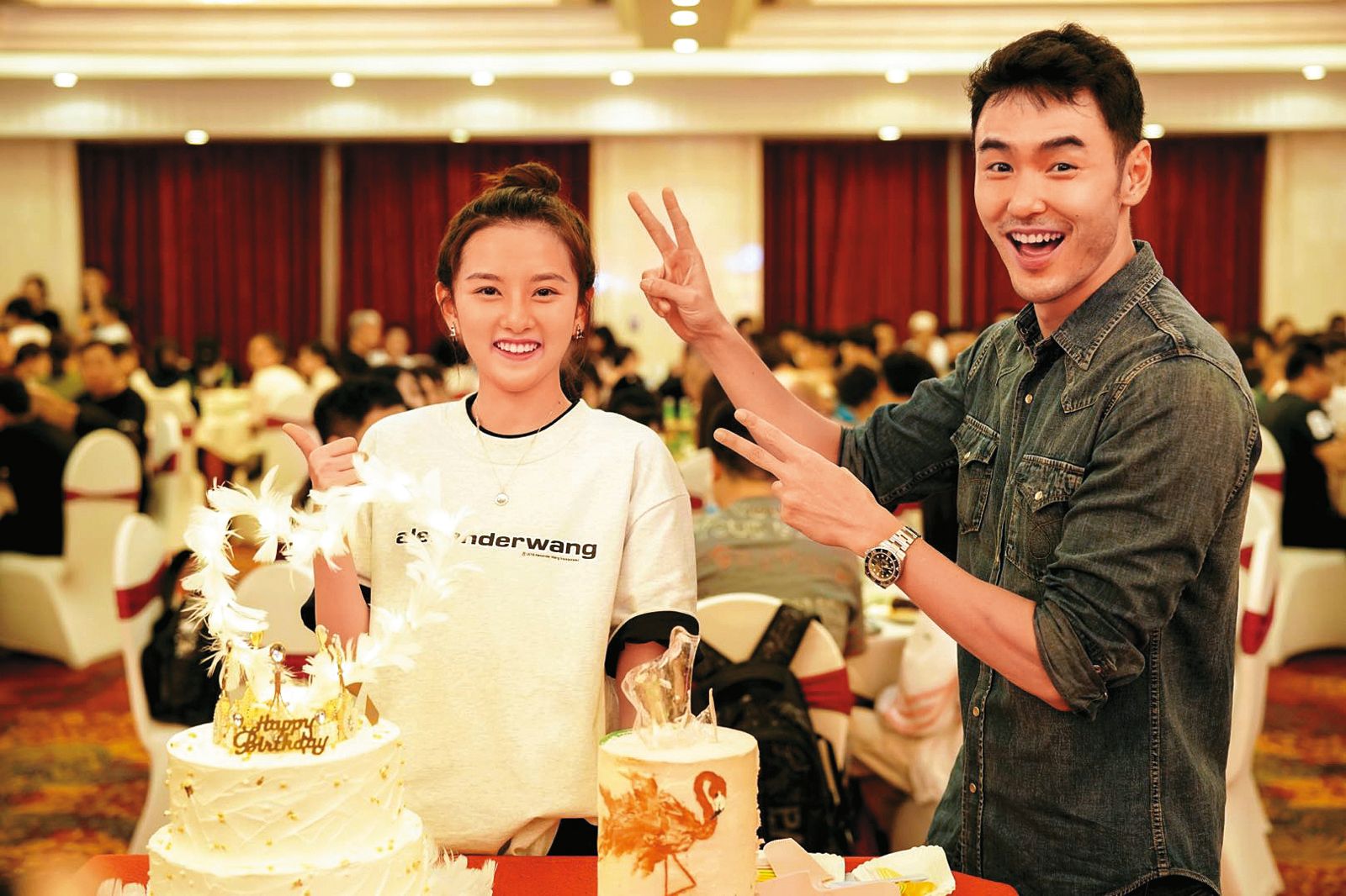 阮經天（右）情史遍及台、韓、中，和對岸女星宋祖兒（左）也是拍戲期間傳出緋聞。（翻攝自舌尖上的心跳微博）