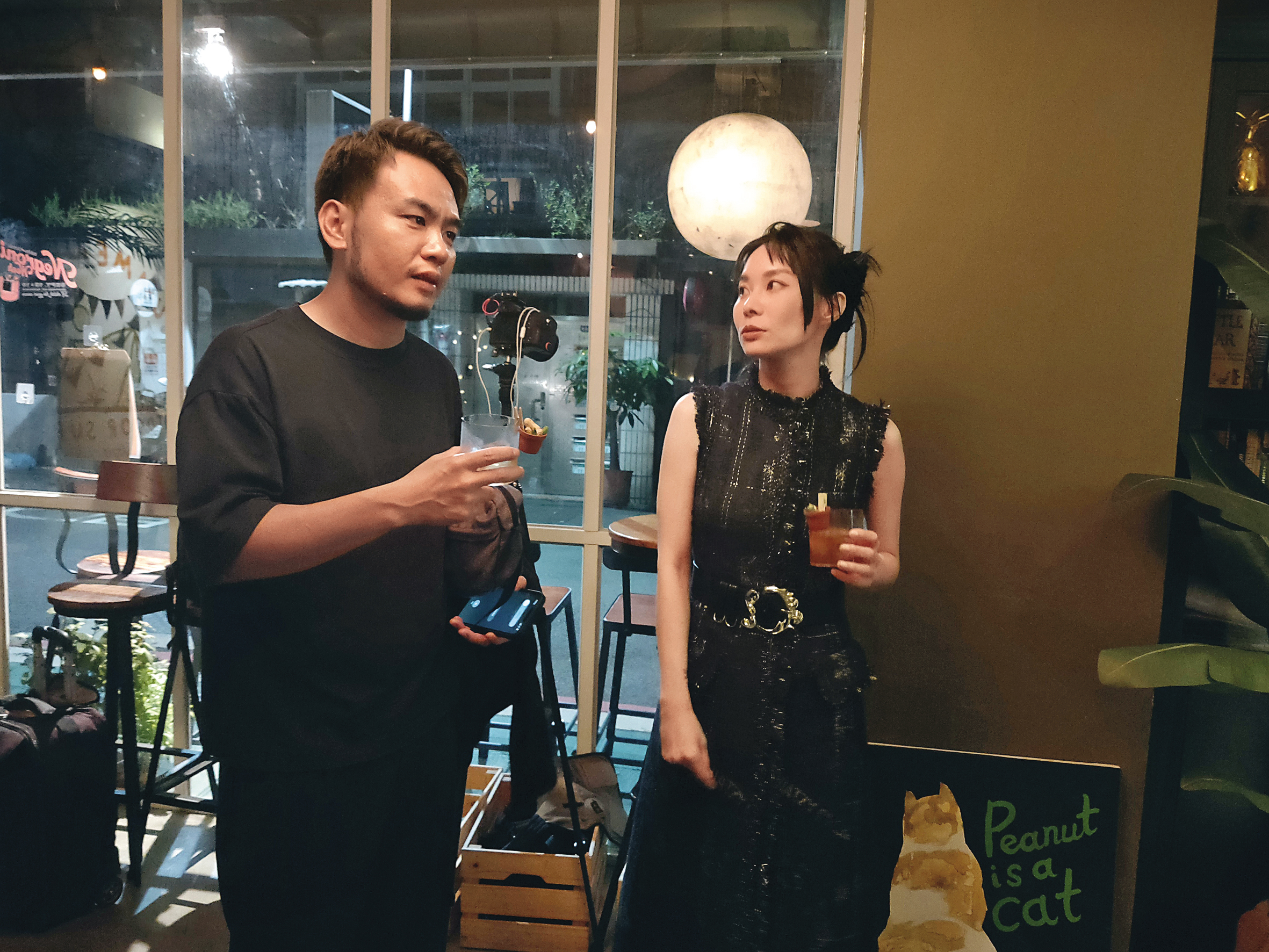 楊大正（左）曾與鄭宜農（右）有過一段婚姻，直到鄭宜農出櫃才離婚收場，兩人仍保持好友關係。
