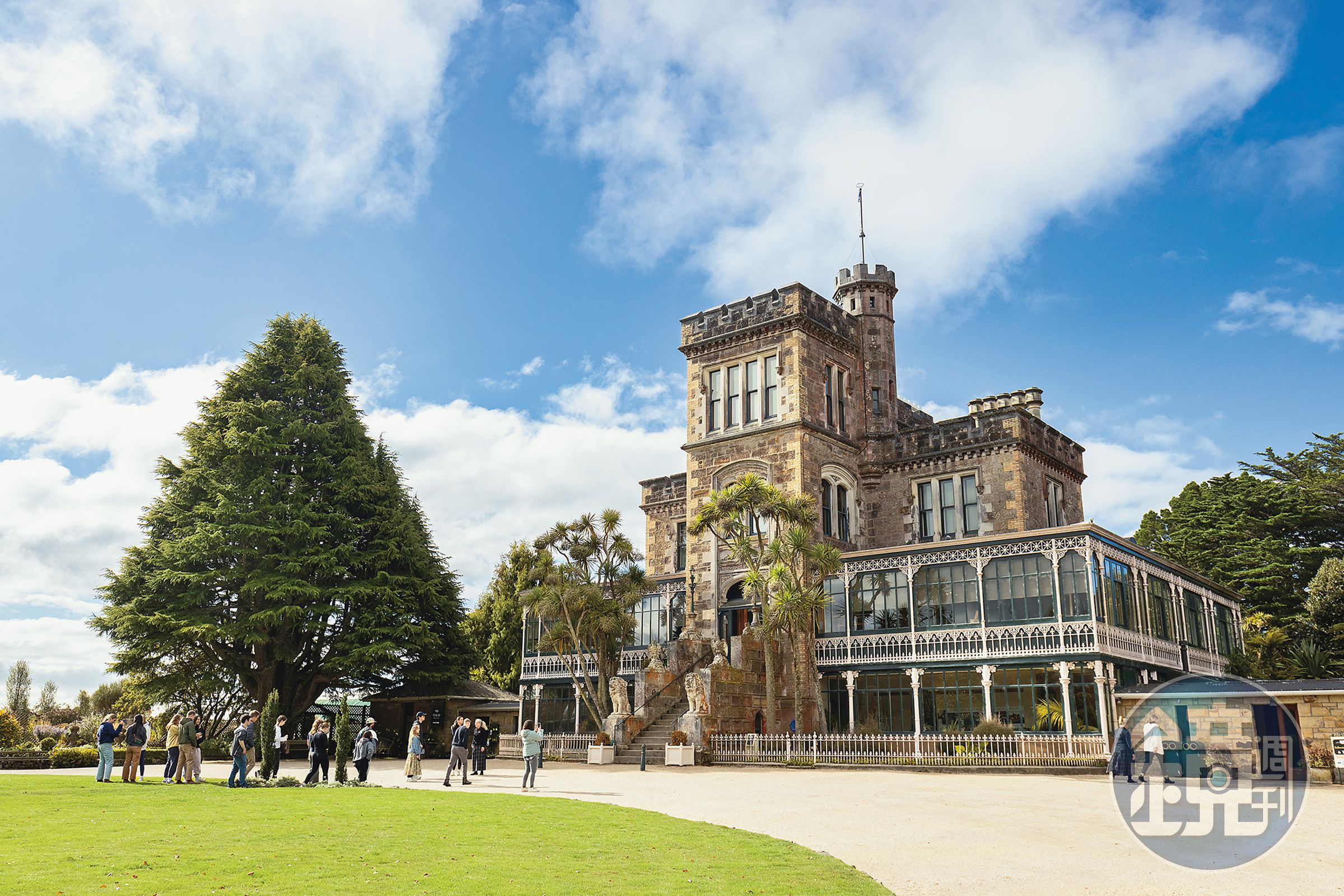 拉納克城堡Larnach Castle & Gardens」是紐西蘭僅存的城堡,建造過程十分講究,運用大量來自歐洲的建材裝飾內部。