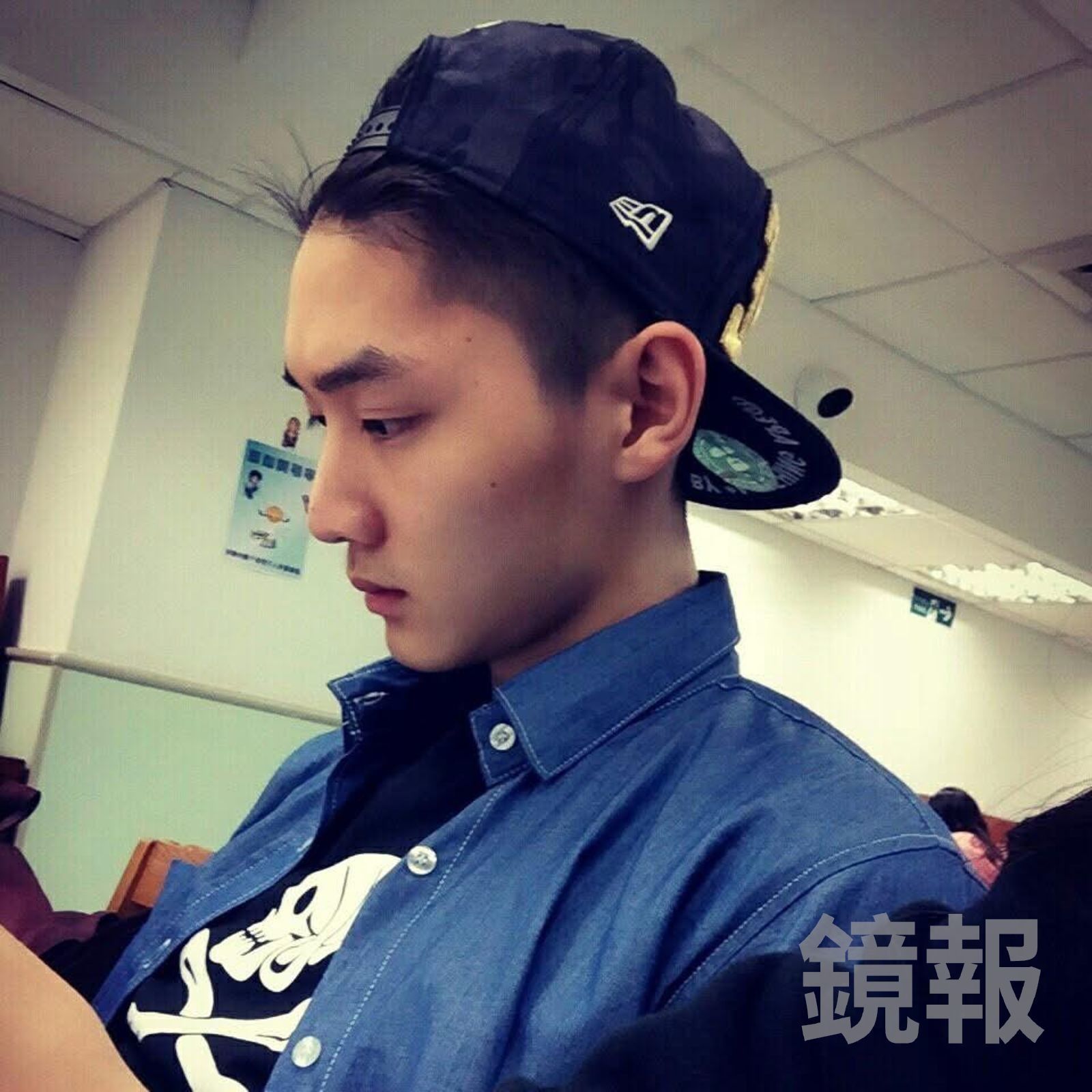 粘鑫因偵辦藝人閃兵案，高顏值引發討論。（鏡報提供）