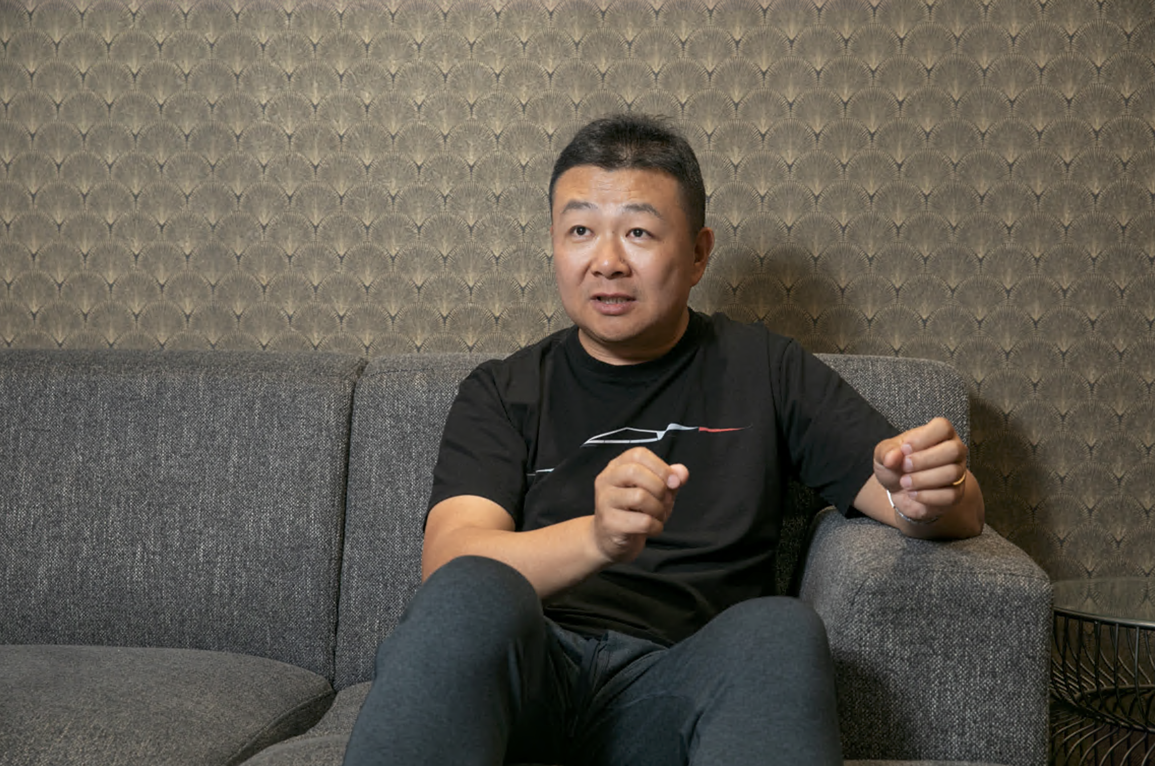 特斯拉是Mike核心持股，這波下跌一路承接，長線帳戶仍是獲利。