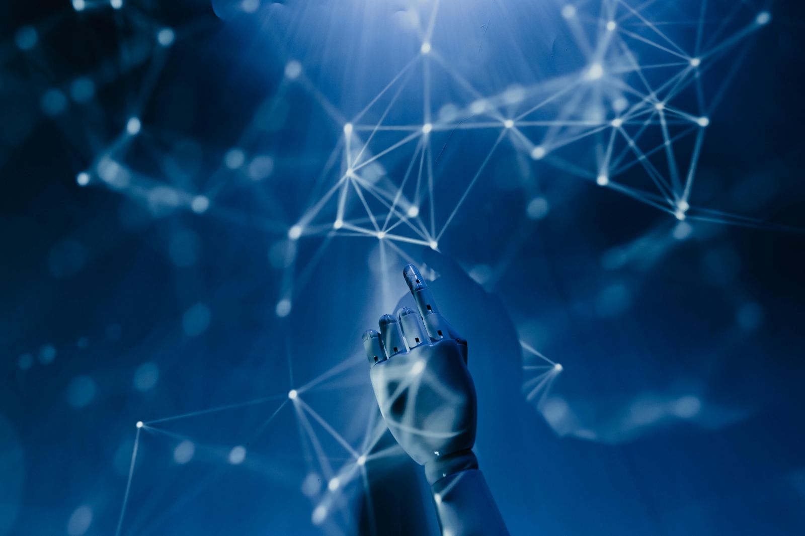 AI數據提煉成金2/AI泡沫化? 意藍總座楊立偉點出企業導入AI「卡住了」3大原因