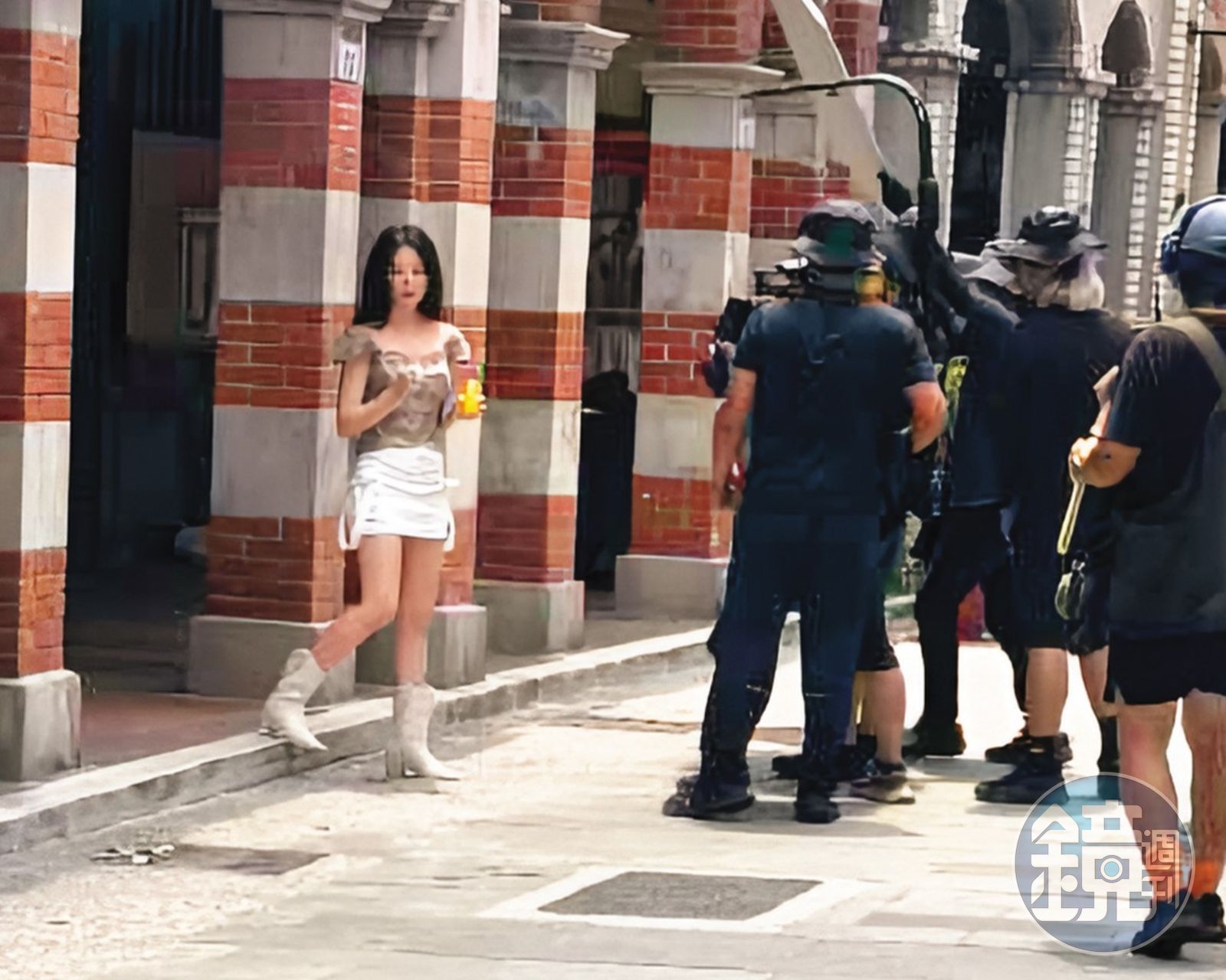 i-dle成員之一的舒華，回到家鄉桃園拍攝觀光影片。（讀者提供）