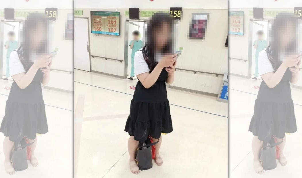 事發中國醫藥大學附設醫院，女子當時赤腳在院內徘徊。（第二警分局提供）
