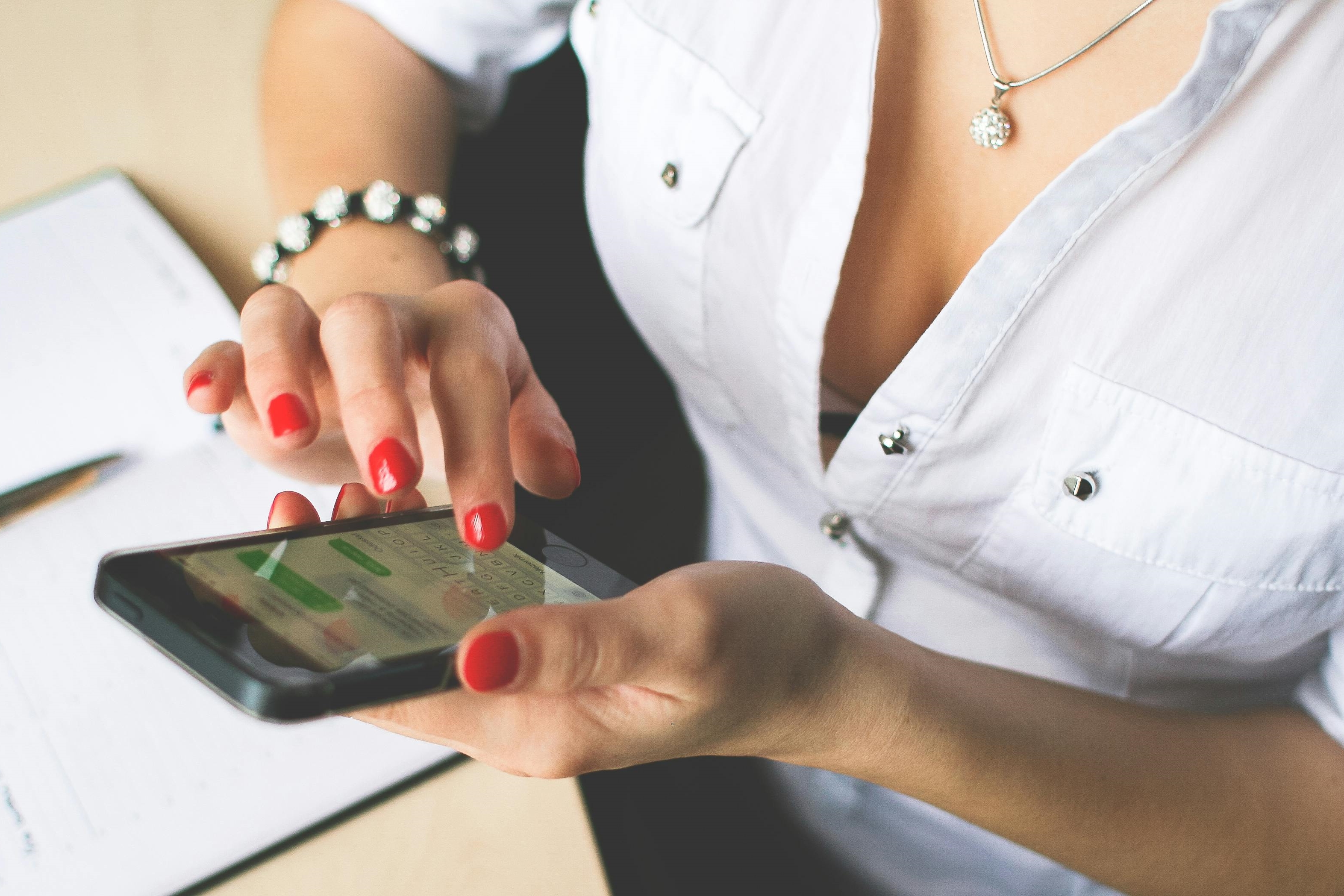 小玲出庭時，堅決否認有恐嚇犯意。示意圖（pexels提供）