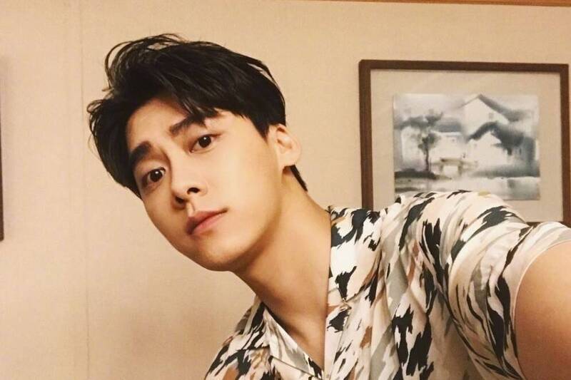 李易峰曾是頂流男星，但買春曝光後遭到全面封殺。（翻攝自李易峰微博）