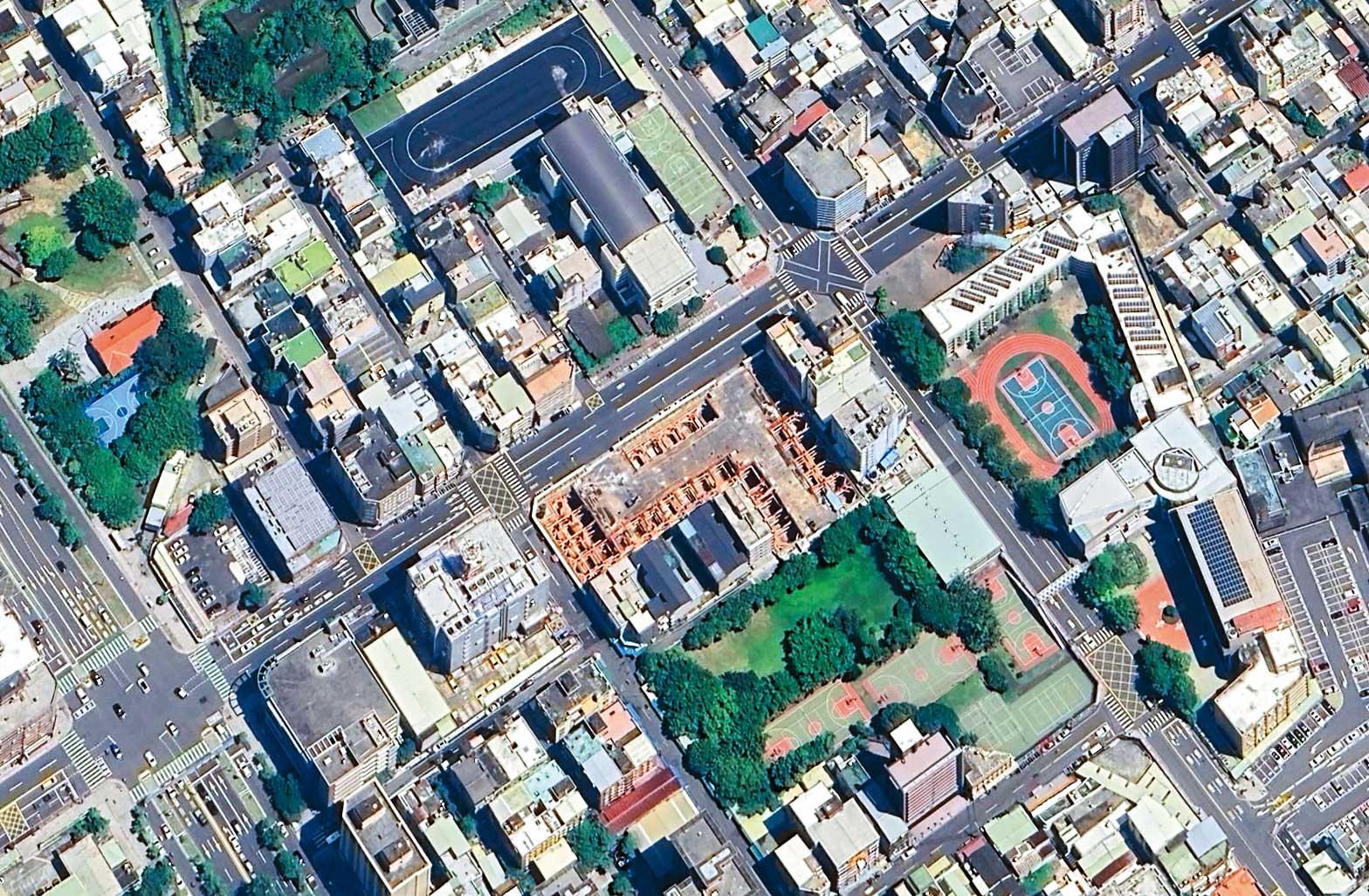 新竹市「復中段」都更案吸引宣明智父子的宣捷公司與華盛營造聯手參與,卻爆出糾紛。(翻攝Google Maps)